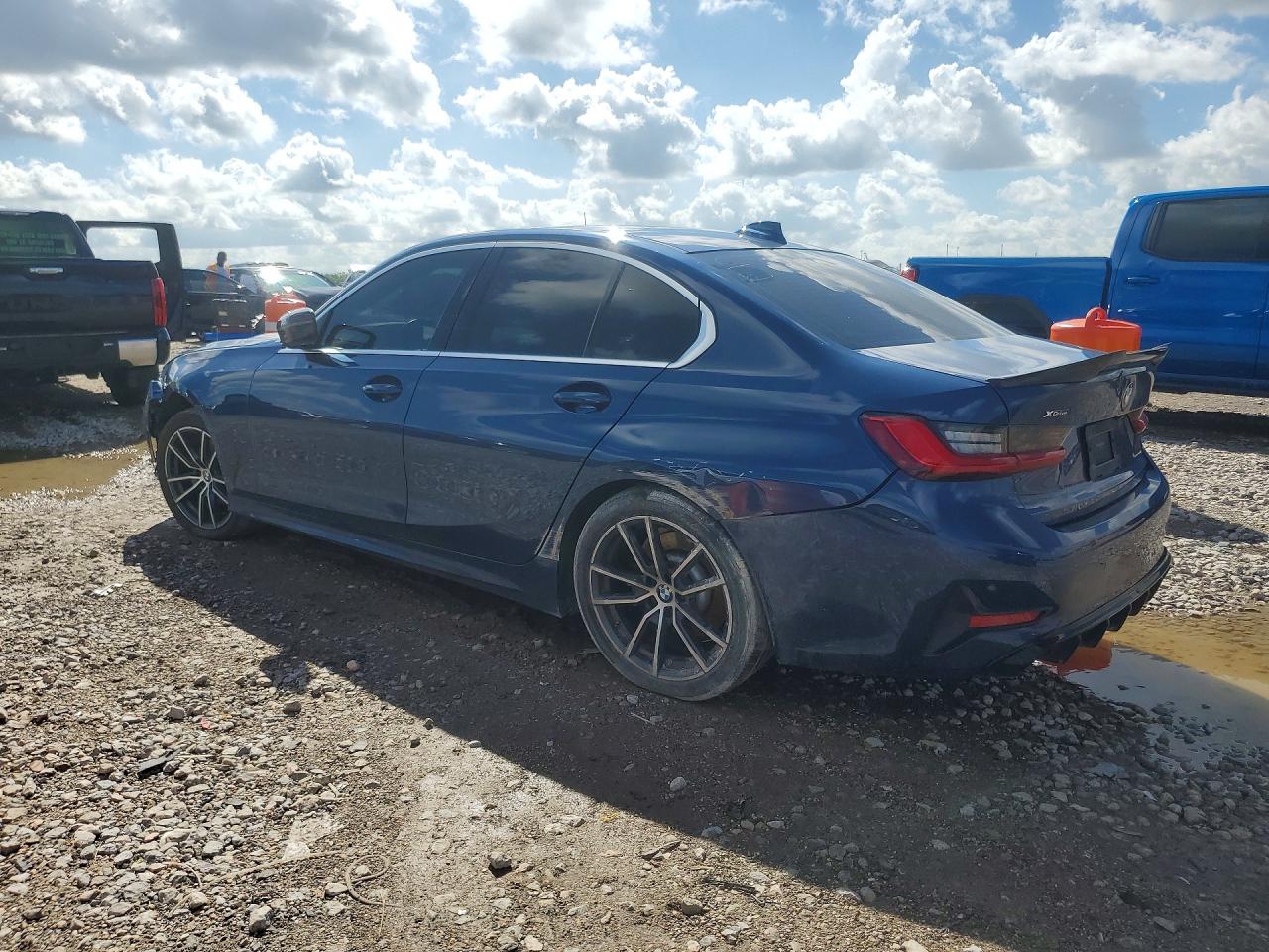 2021 Bmw 330xi Blue vin: 3MW5R7J06M8B73193