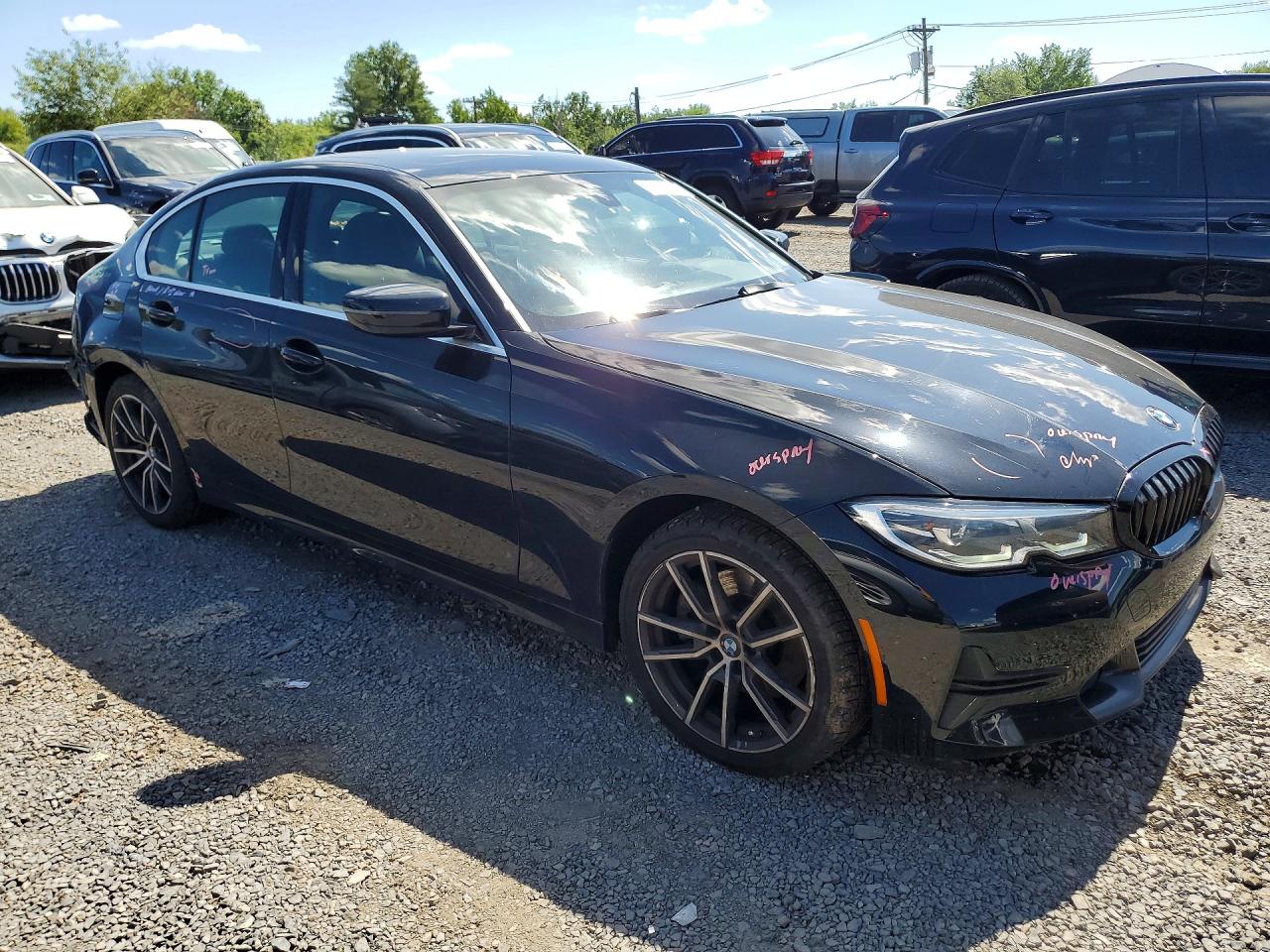 2021 Bmw 330xi Черный vin: 3MW5R7J07M8B56905