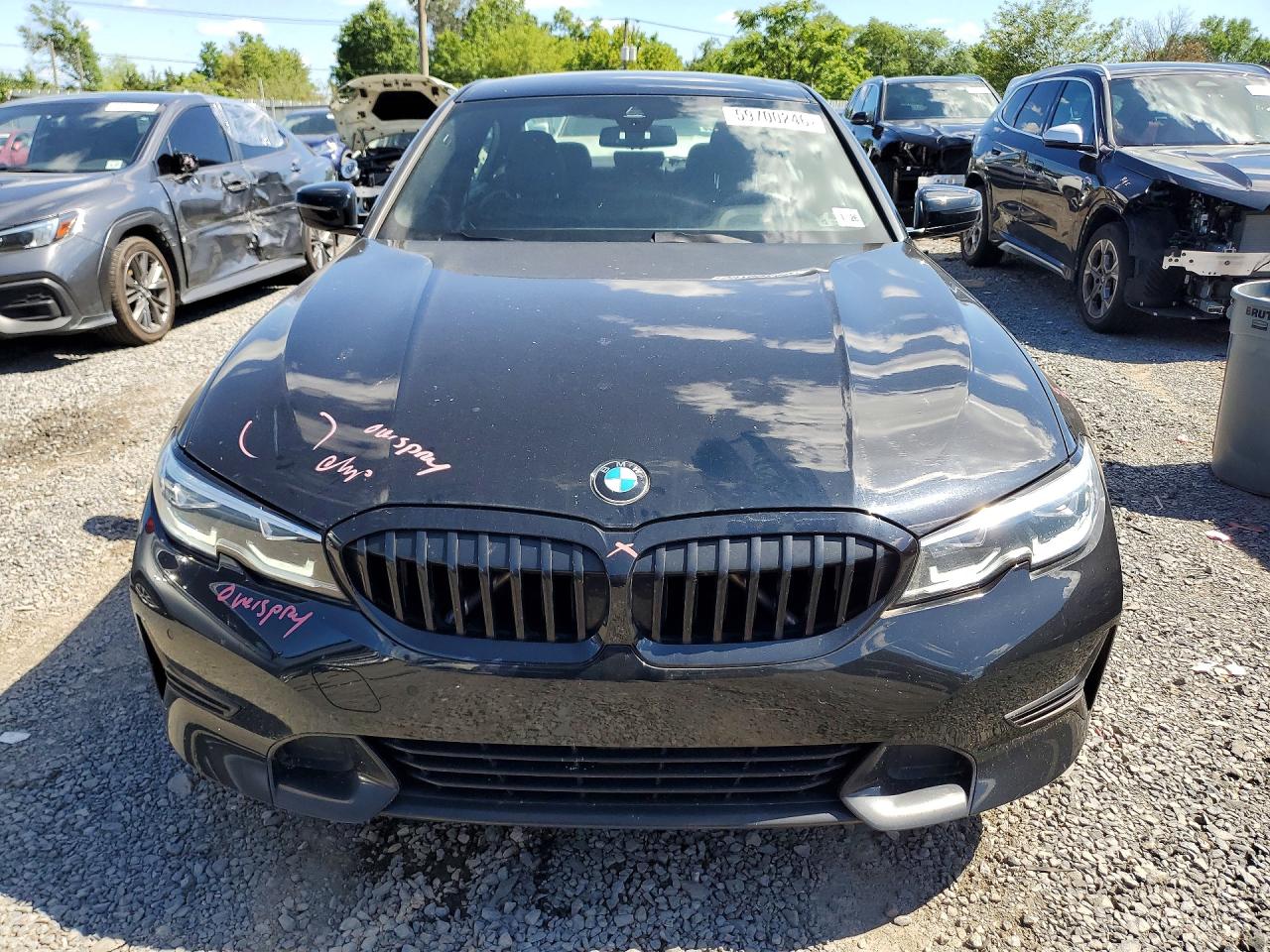 2021 Bmw 330xi Черный vin: 3MW5R7J07M8B56905