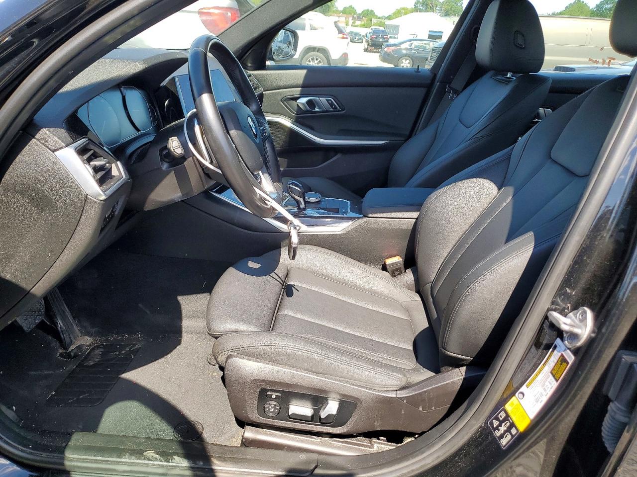 2021 Bmw 330xi Черный vin: 3MW5R7J07M8B56905