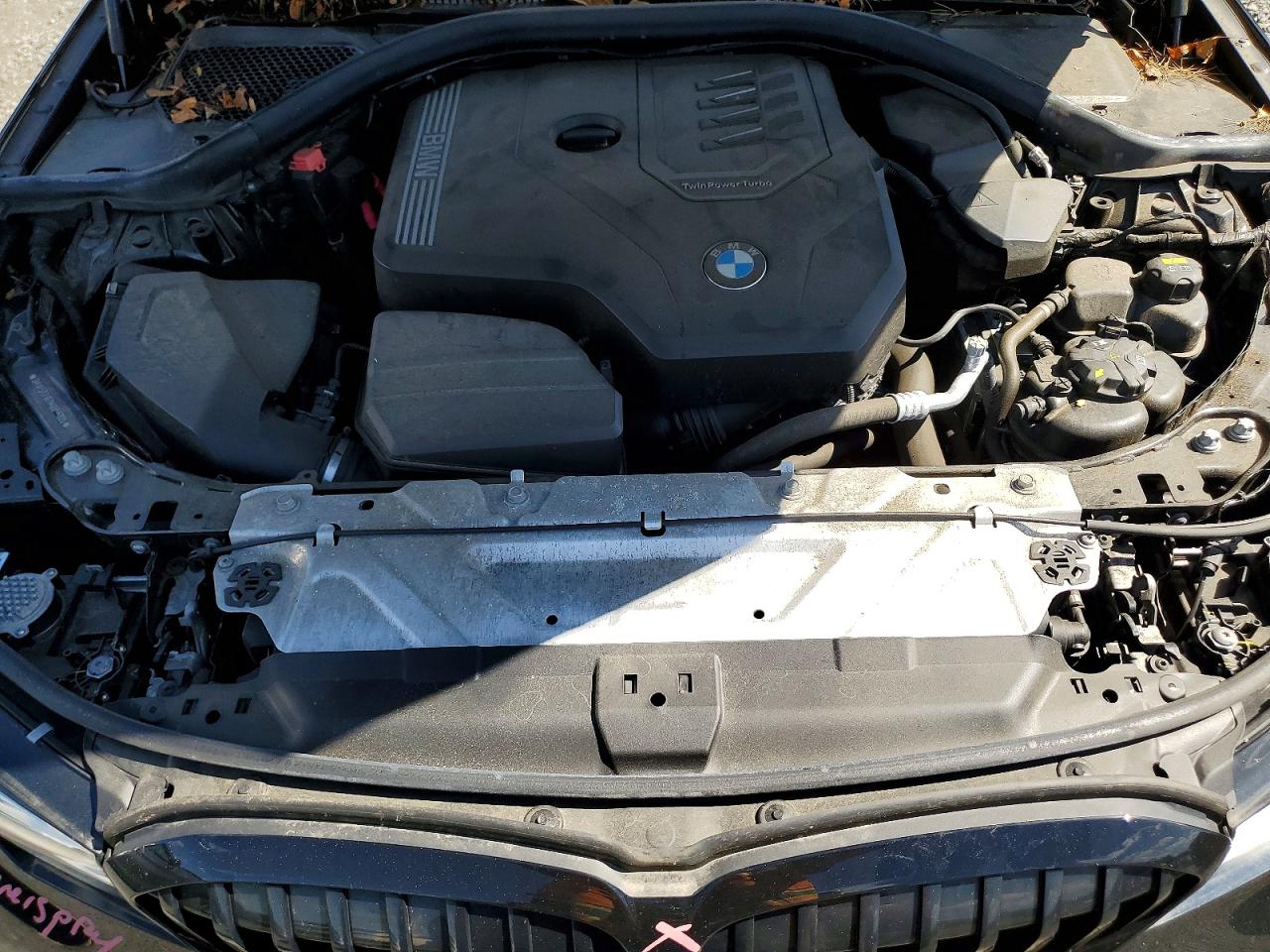 2021 Bmw 330xi Черный vin: 3MW5R7J07M8B56905