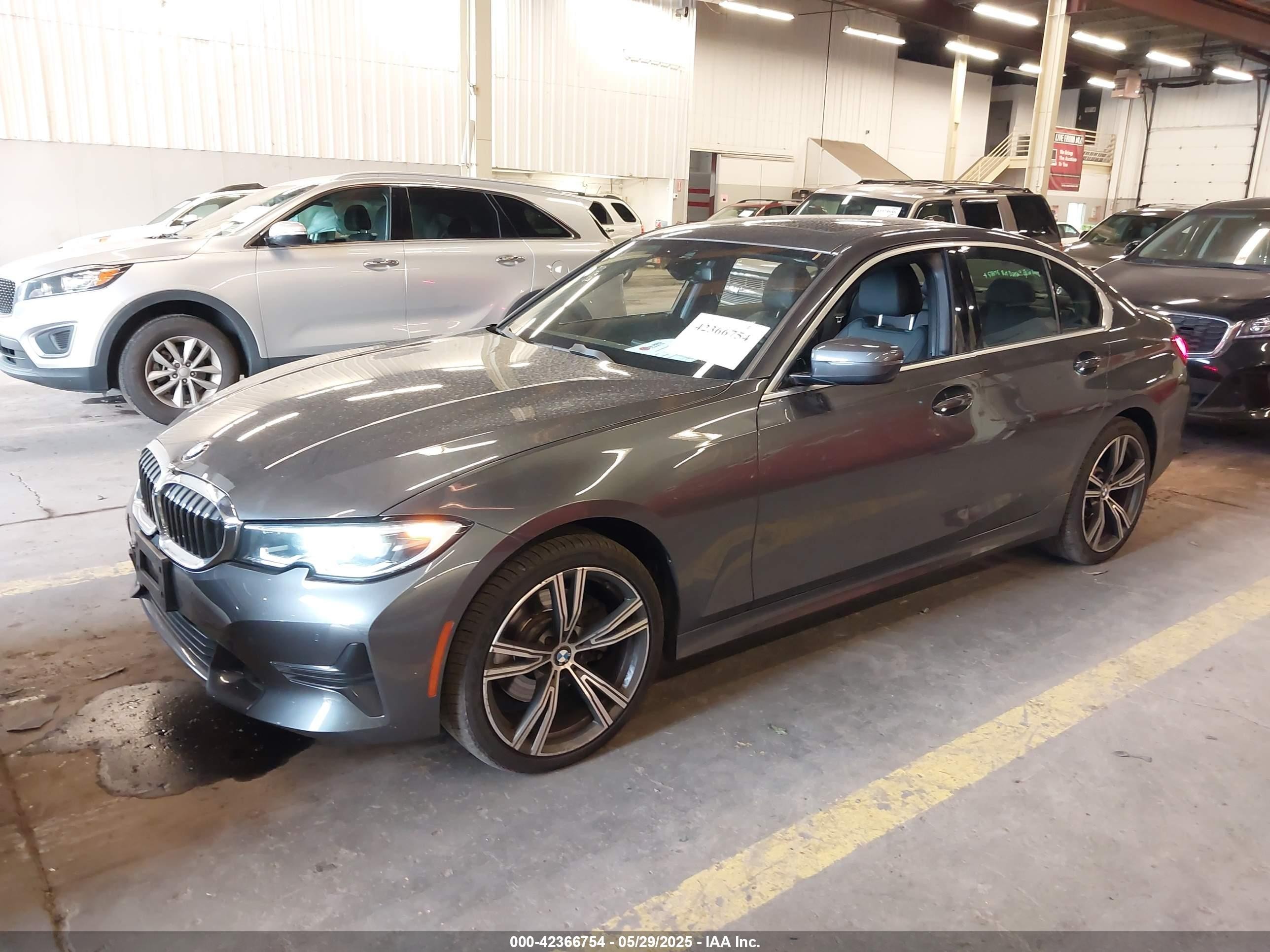 2021 Bmw 330i Xdrive Gray vin: 3MW5R7J09M8C00676