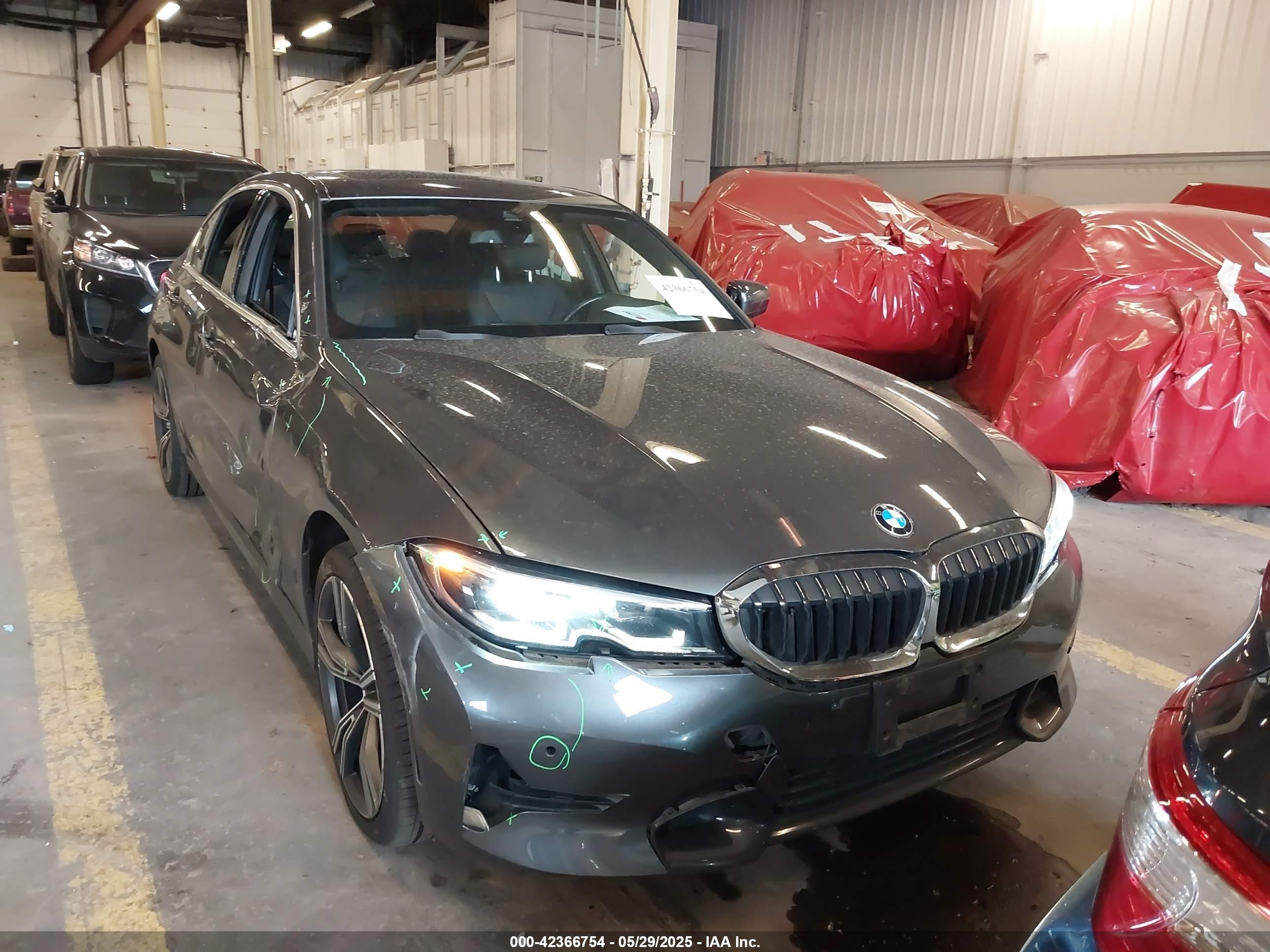 2021 Bmw 330i Xdrive Gray vin: 3MW5R7J09M8C00676