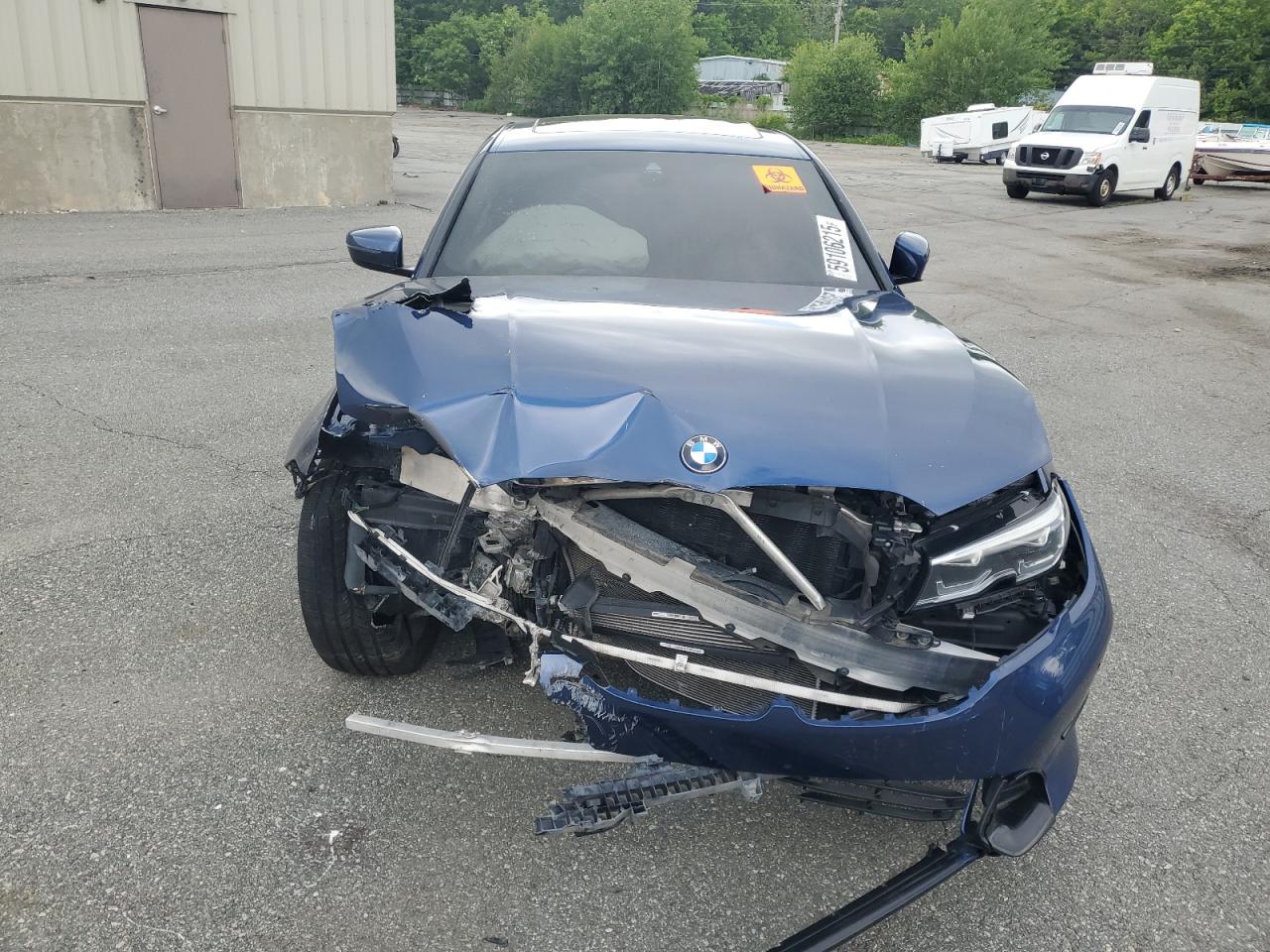 2021 Bmw 330xi    Blue vin: 3MW5R7J09M8C18773