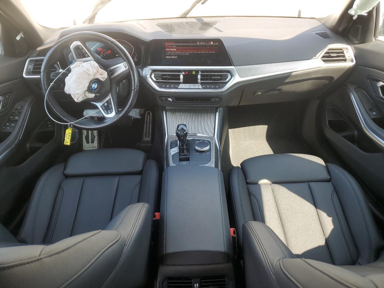 2021 Bmw 330xi    Белый vin: 3MW5R7J0XM8C18698
