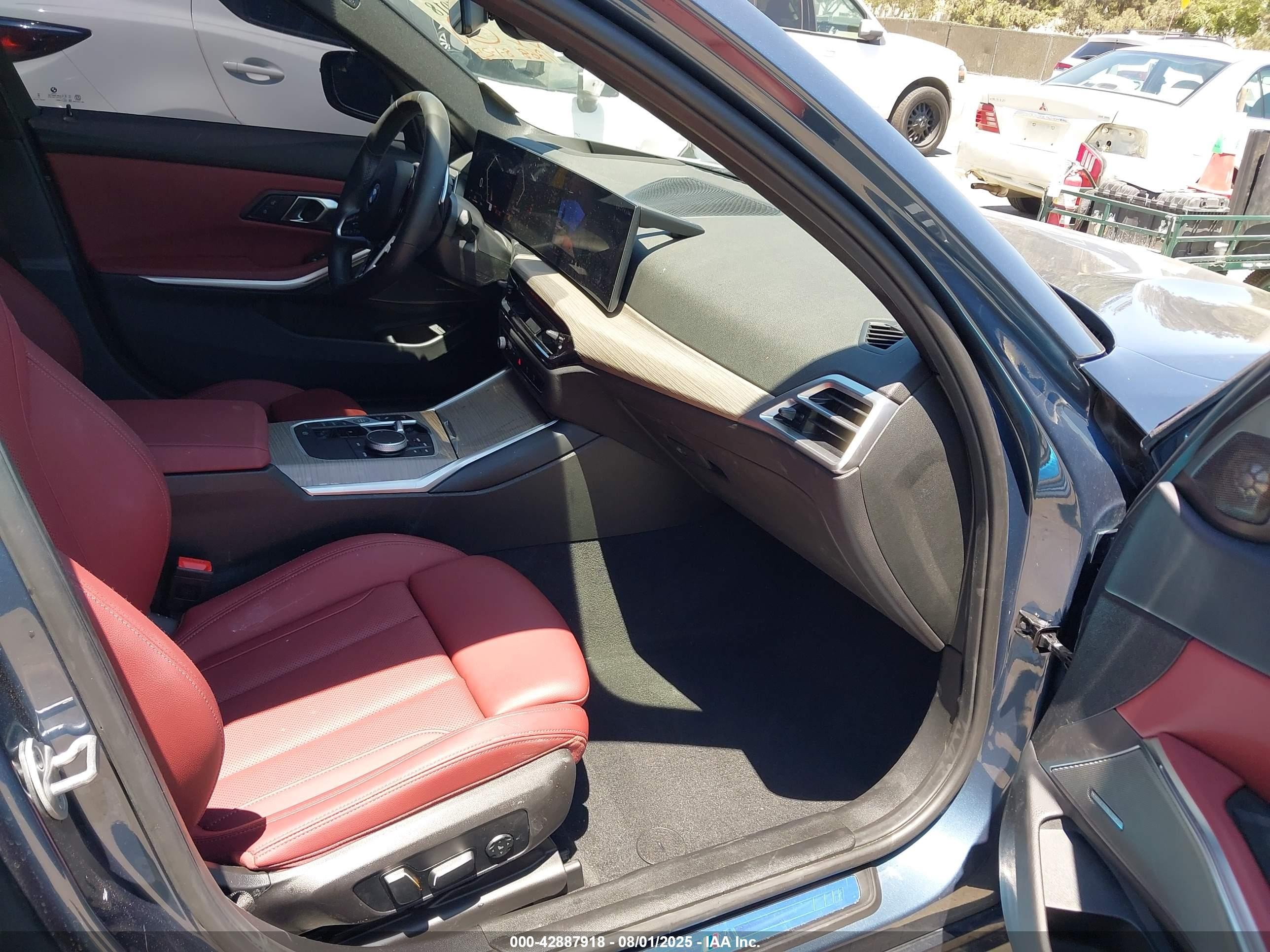 2025 Bmw 3 Series 330i Blue vin: 3MW69CW01S8E93864