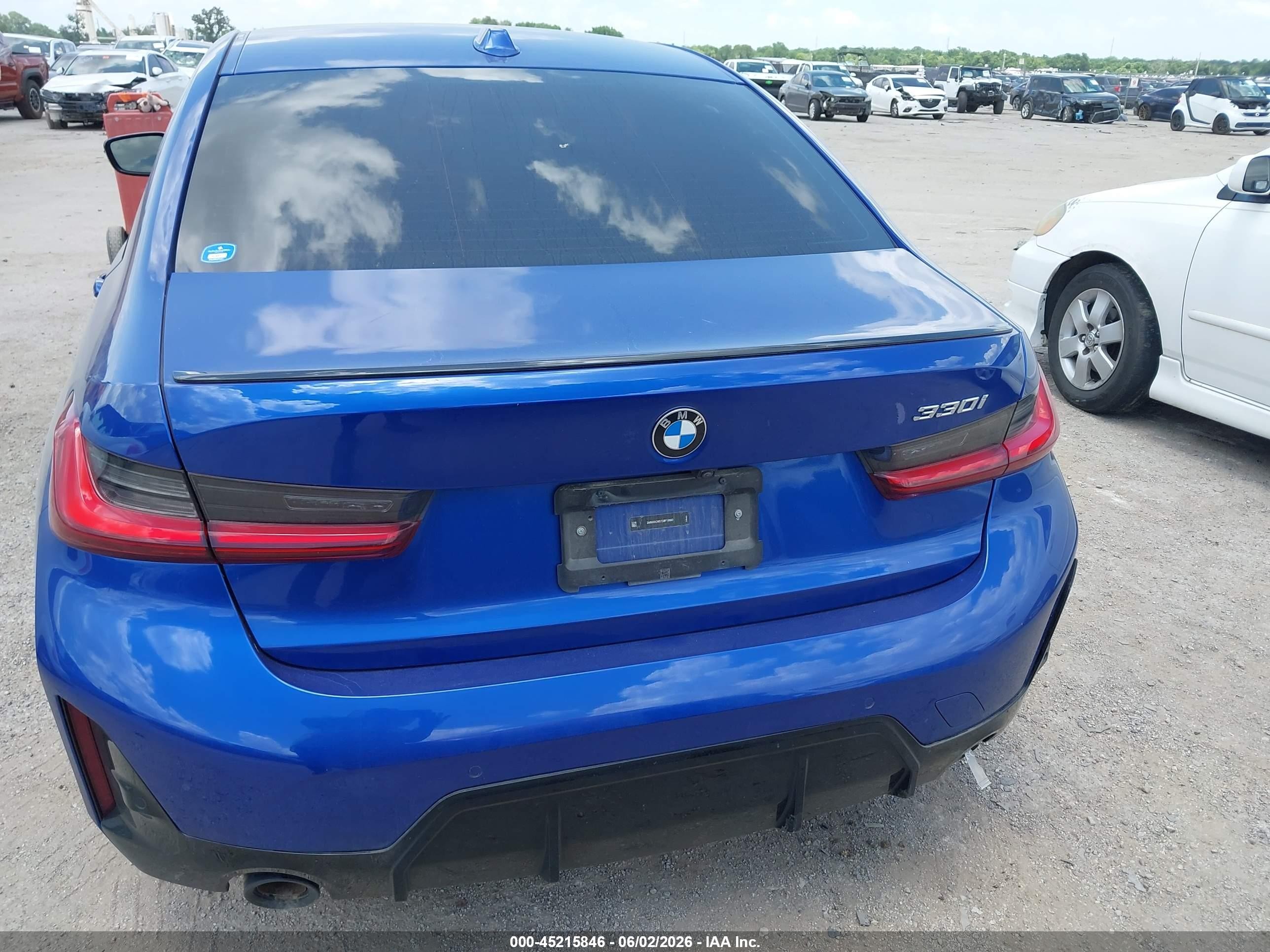 2025 Bmw 330i Blue vin: 3MW69CW07S8F19660