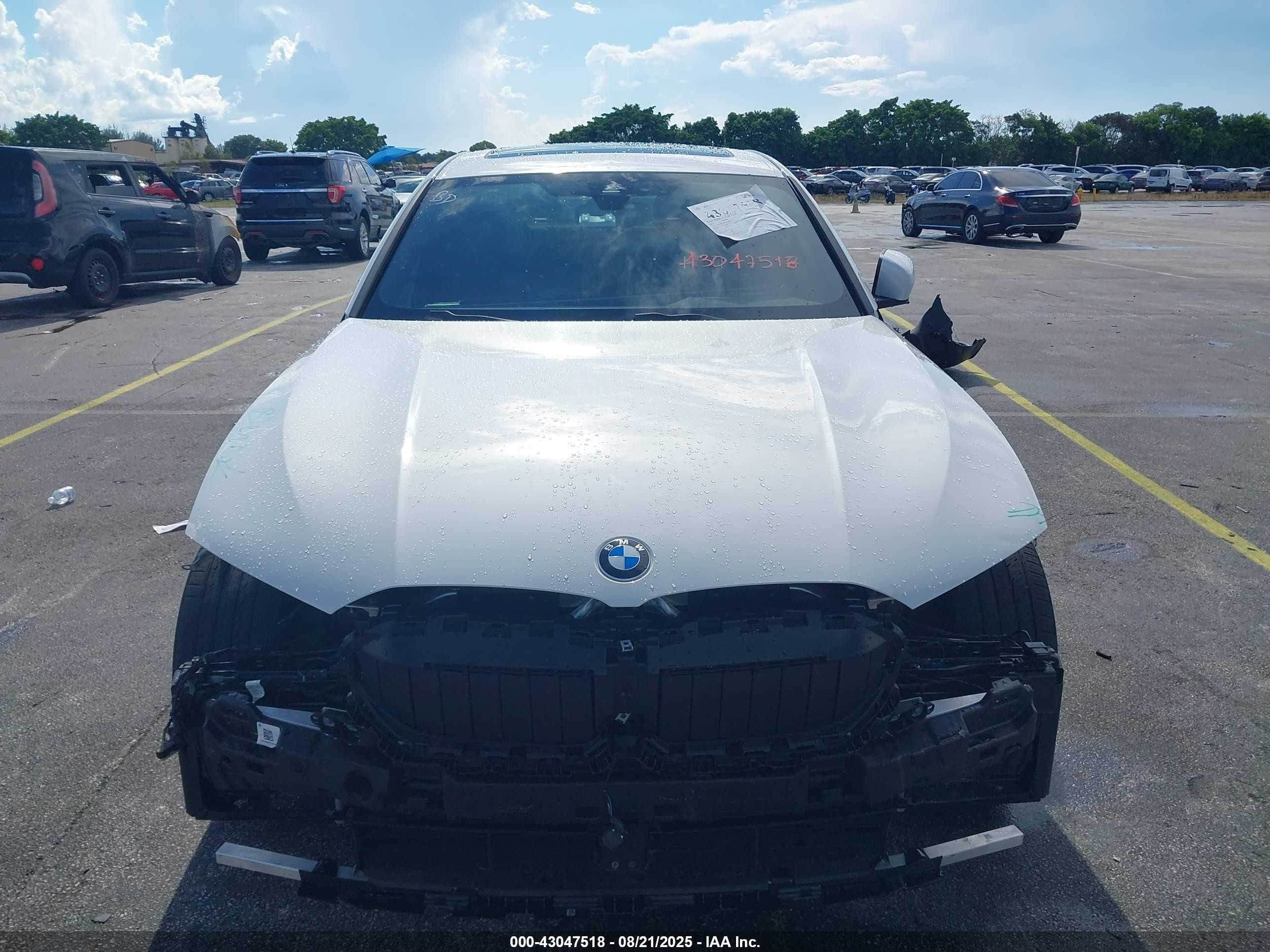 2025 Bmw 3 Series 330i White vin: 3MW69CW0XS8E98271