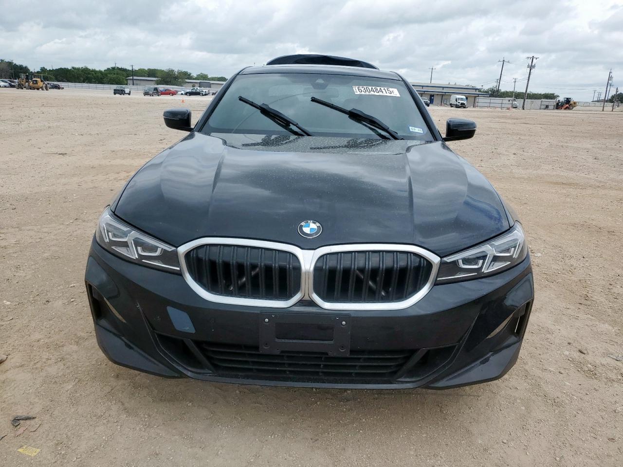 2024 Bmw 330i    Black vin: 3MW69FF06R8D97627