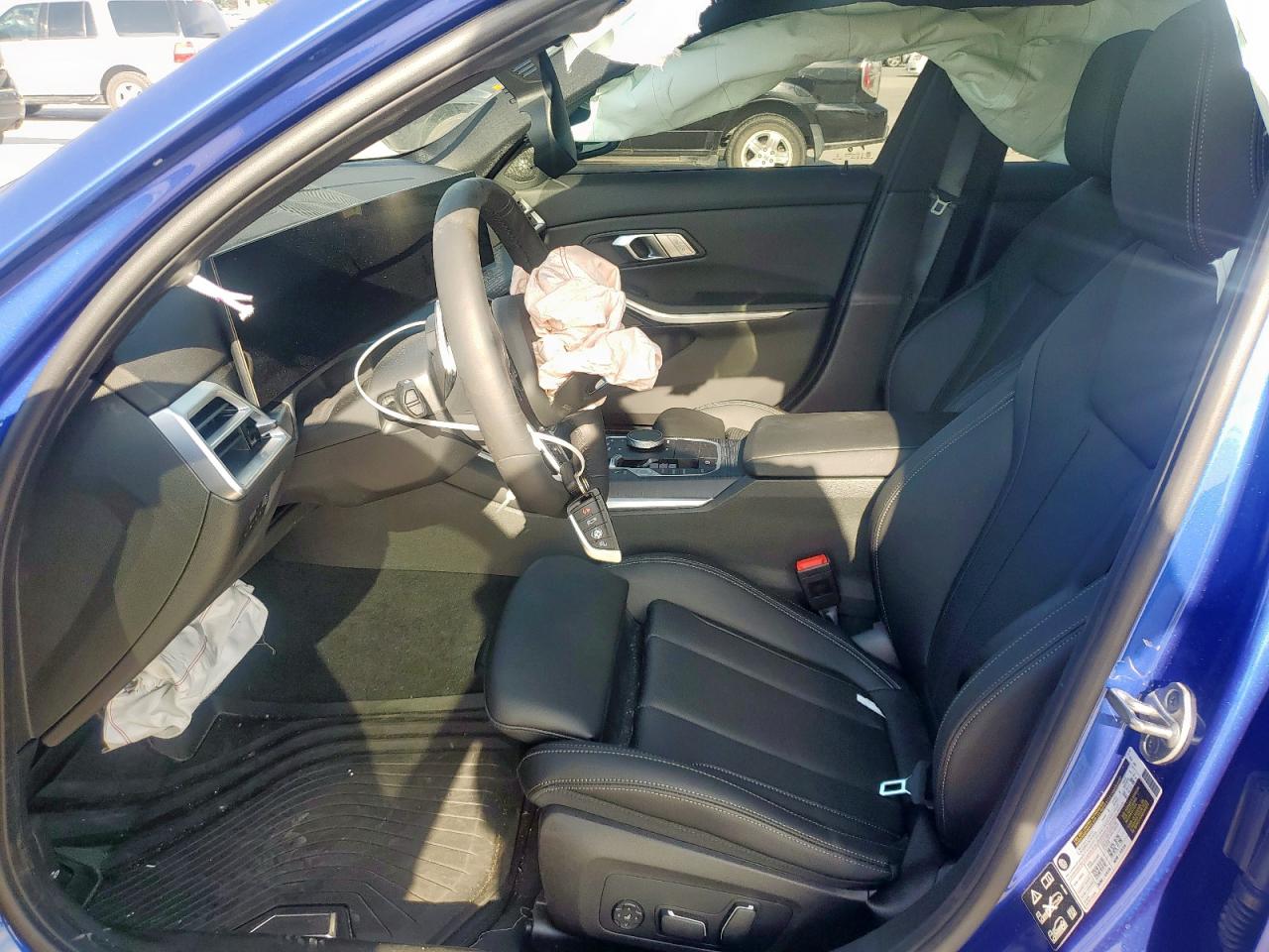 2025 Bmw 330xi    Blue vin: 3MW89CW02S8F37721