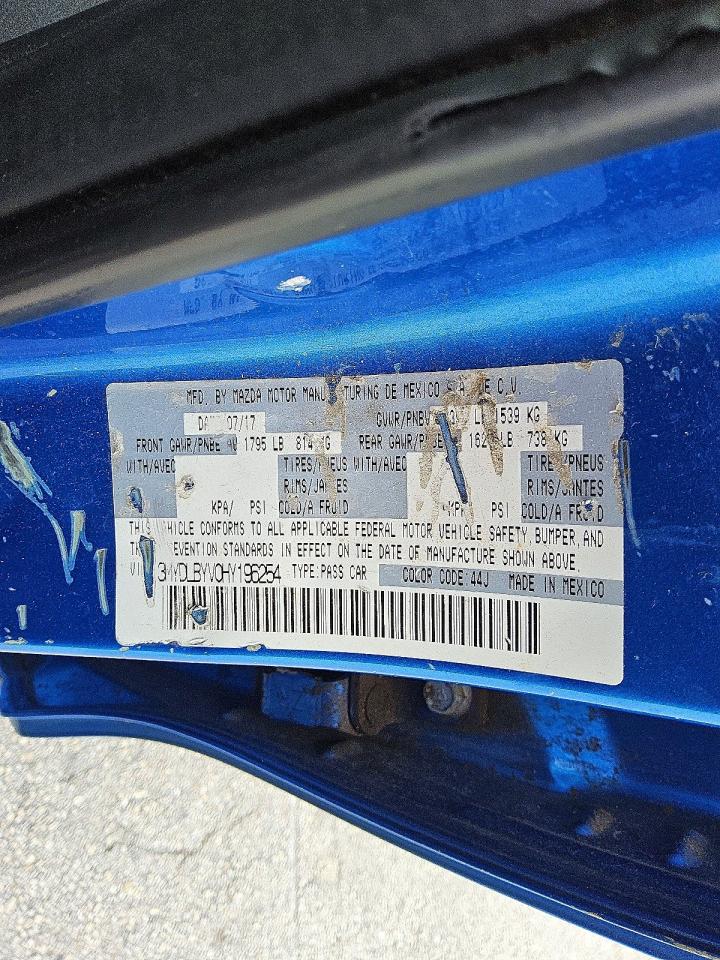 2017 Toyota Yaris Ia Base Blue vin: 3MYDLBYV0HY196254