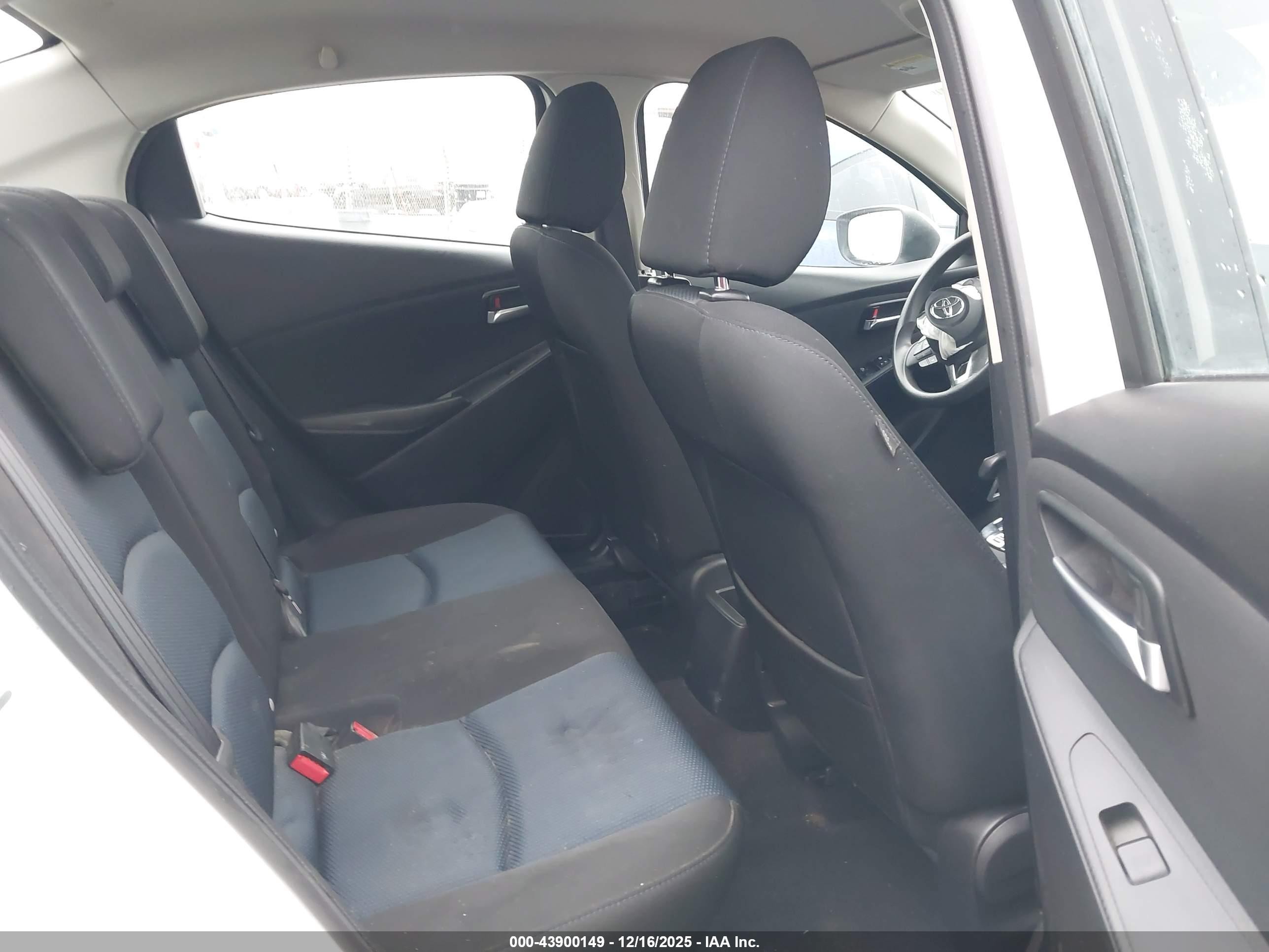 2018 Toyota Yaris Ia   White vin: 3MYDLBYV0JY314731
