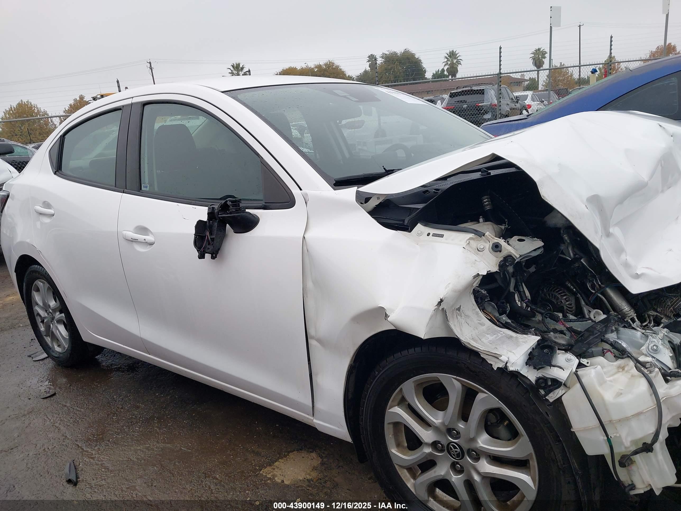 2018 Toyota Yaris Ia   White vin: 3MYDLBYV0JY314731