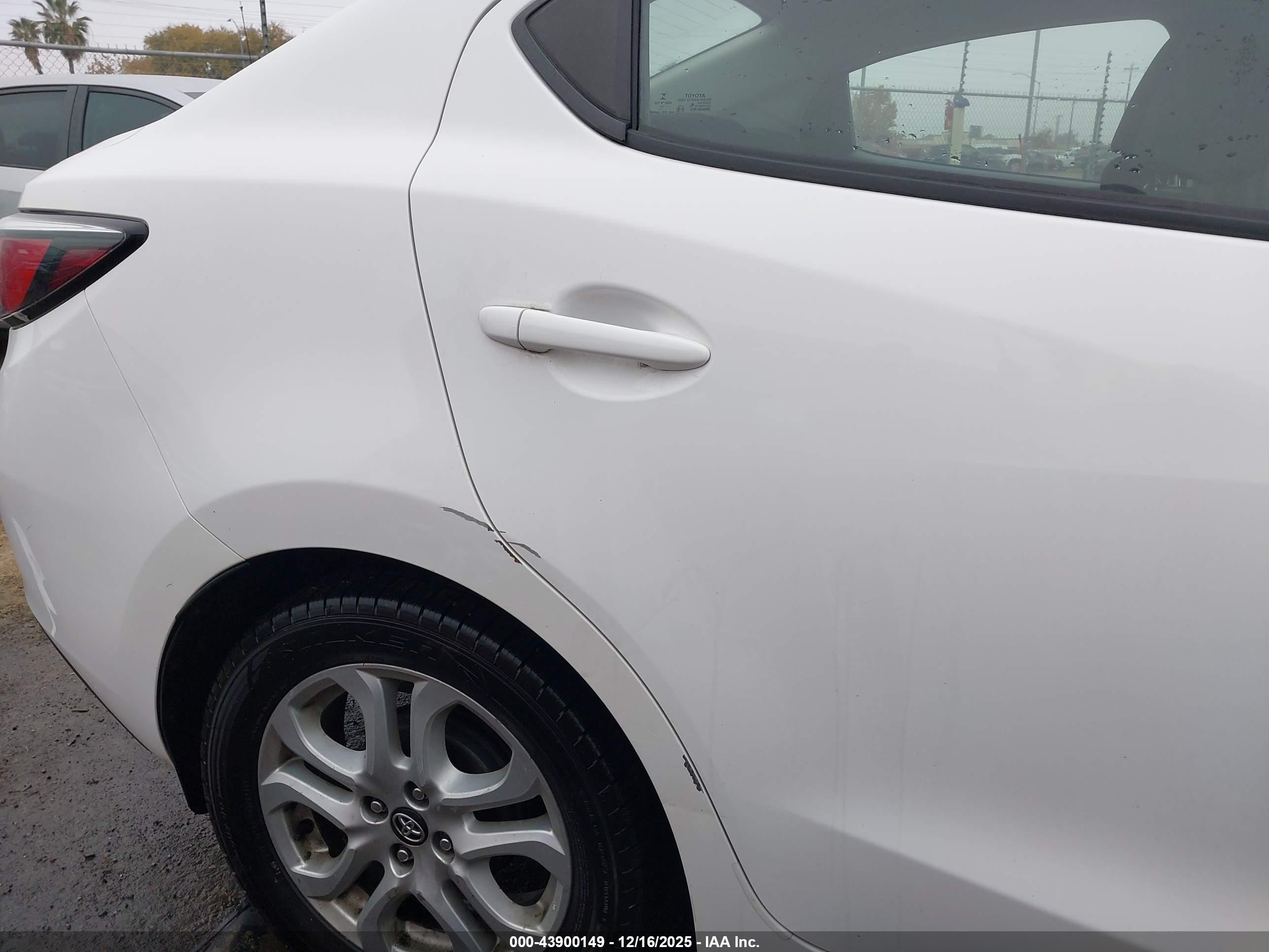 2018 Toyota Yaris Ia   White vin: 3MYDLBYV0JY314731
