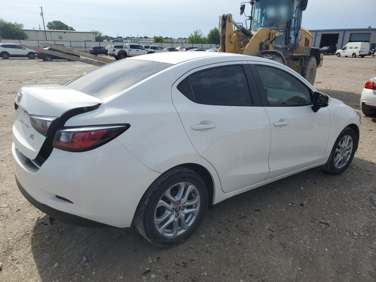 2017 Toyota Yaris Ia Base White vin: 3MYDLBYV1HY175221