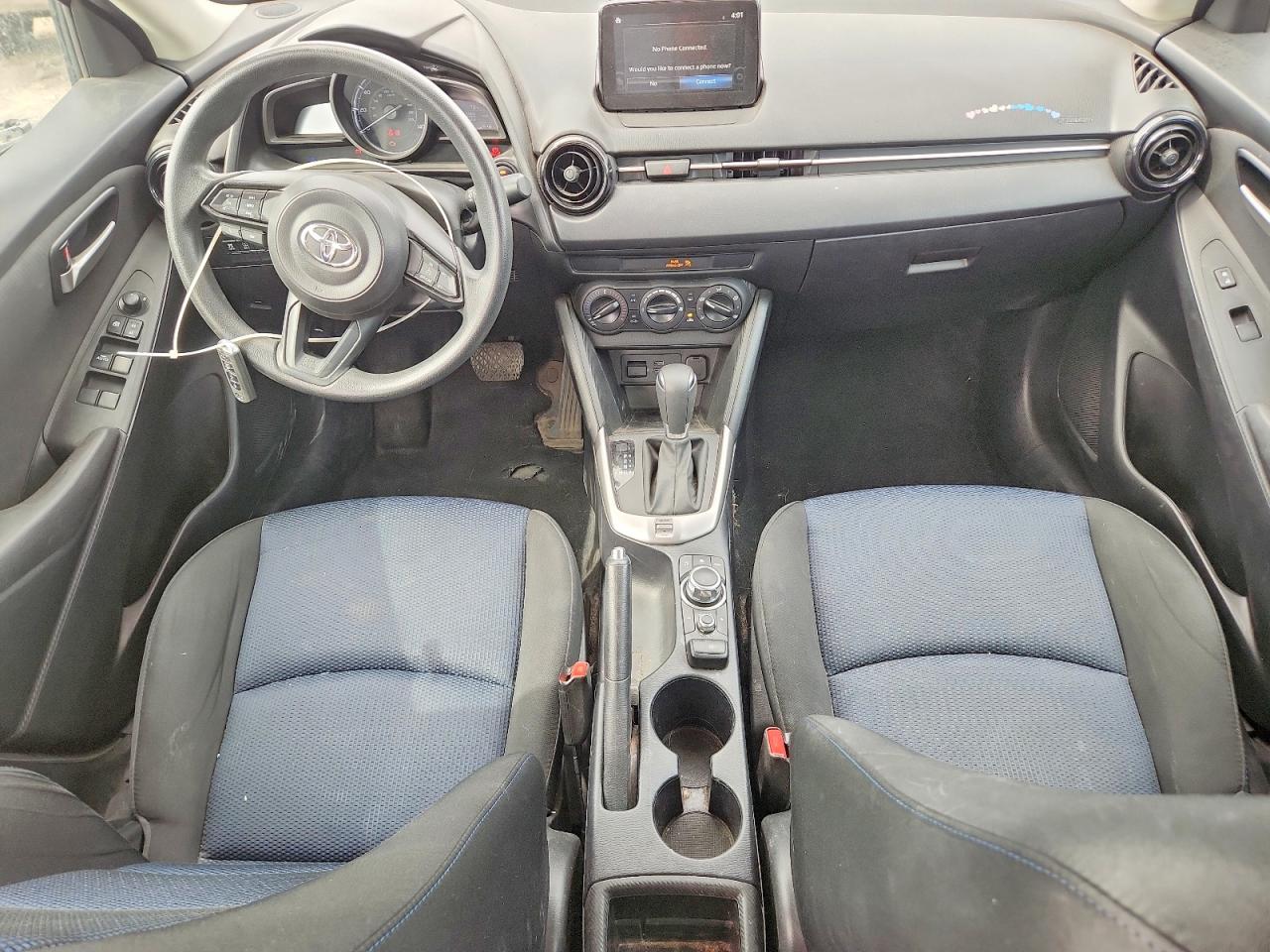 2019 Toyota Yaris L Black vin: 3MYDLBYV1KY527642