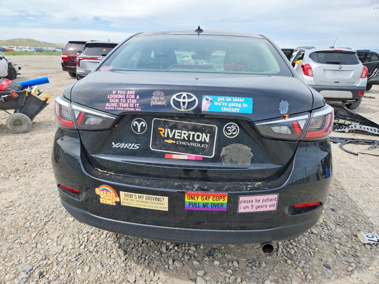 2019 Toyota Yaris L Black vin: 3MYDLBYV1KY527642