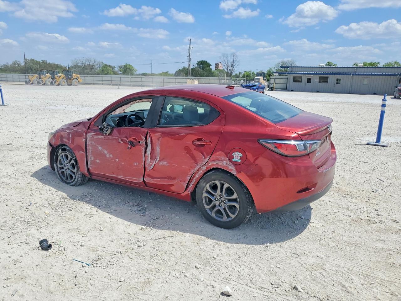2020 Toyota Yaris Le Red vin: 3MYDLBYV2LY706256
