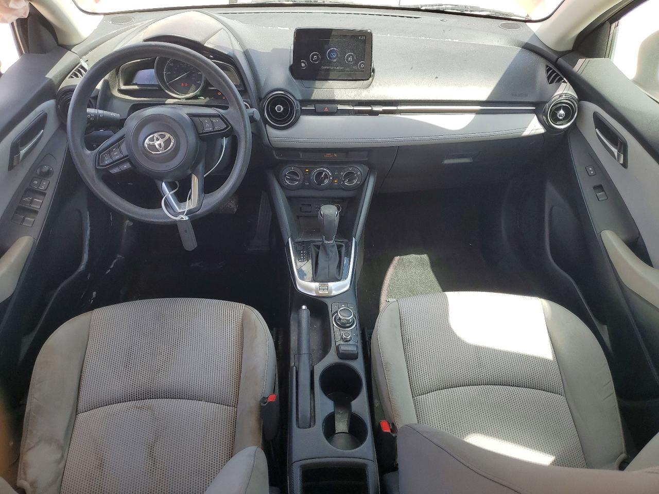 2020 Toyota Yaris Le Red vin: 3MYDLBYV2LY706256