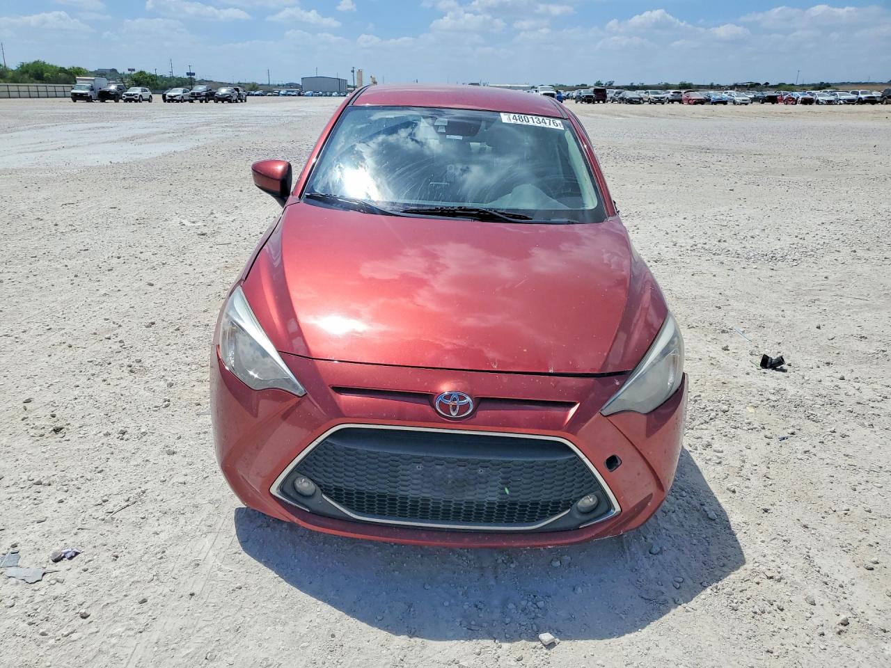 2020 Toyota Yaris Le Red vin: 3MYDLBYV2LY706256
