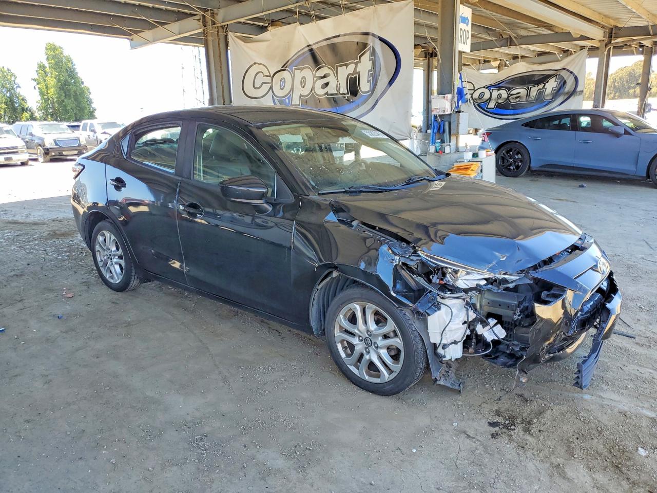 2017 Toyota Yaris Ia Base Black vin: 3MYDLBYV3HY180999