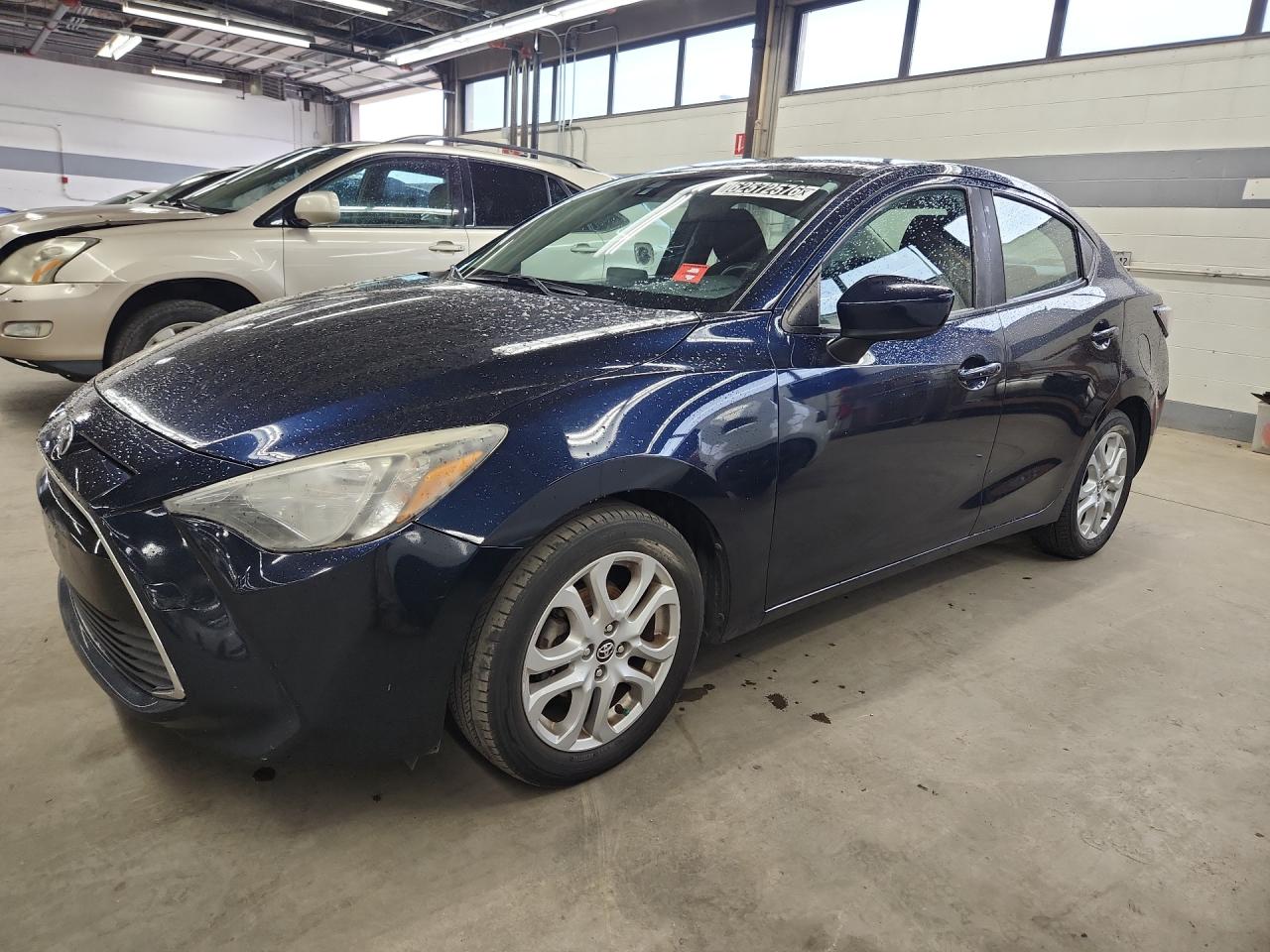 2018 Toyota Yaris Ia Base Синий vin: 3MYDLBYV3JY316392 Damage: Left Front Door, Dent(S) W/ Paint Dmg, 1/2 To 1 Inch