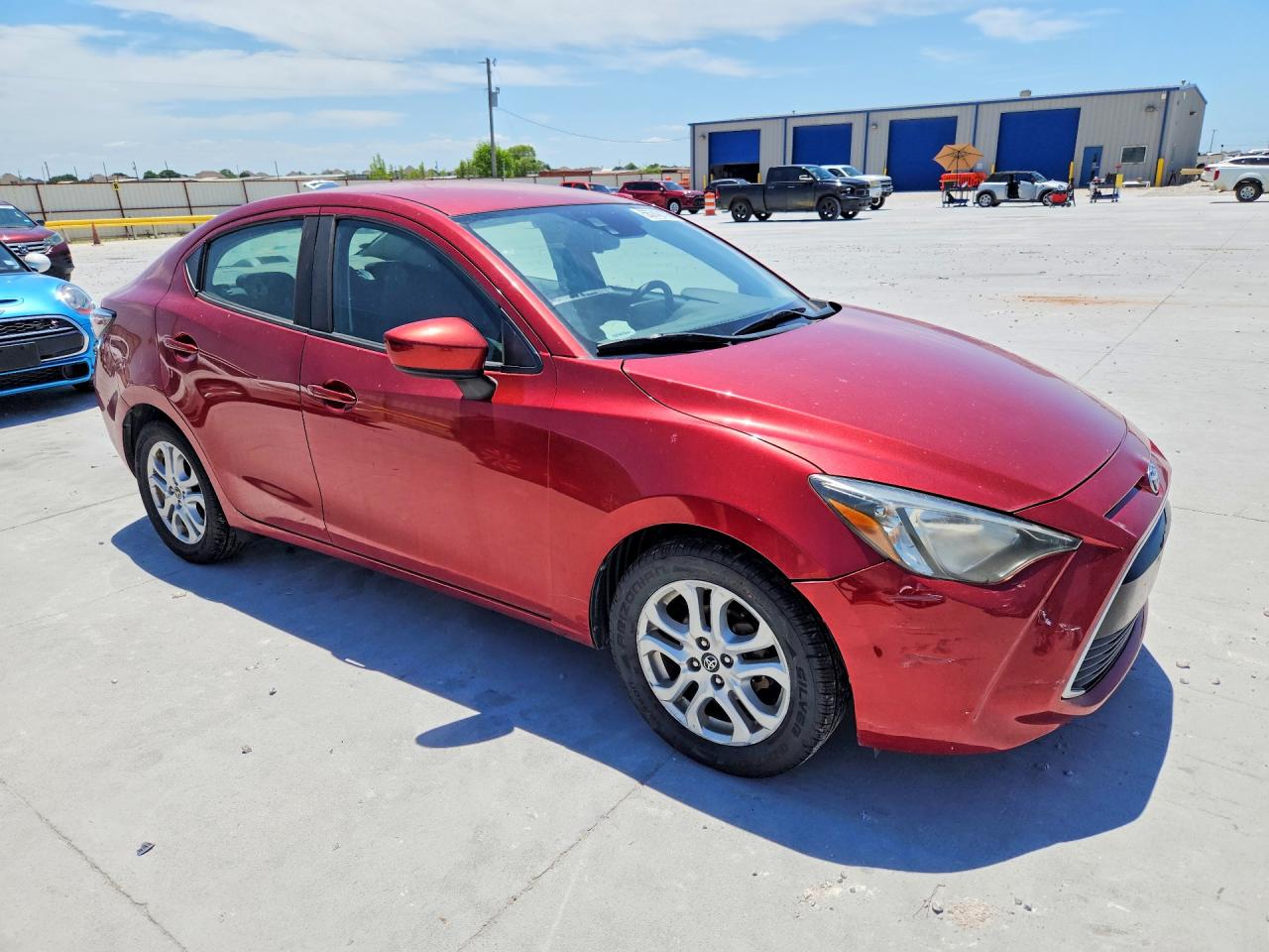 2018 Toyota Yaris Ia Base Red vin: 3MYDLBYV3JY323309