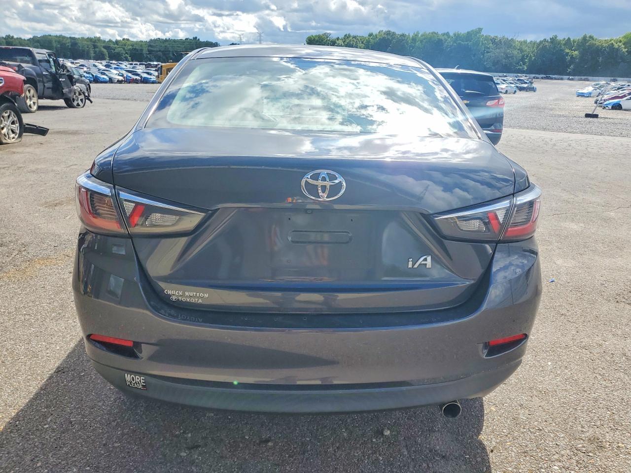 2017 Toyota Yaris Ia Base Gray vin: 3MYDLBYV4HY166321
