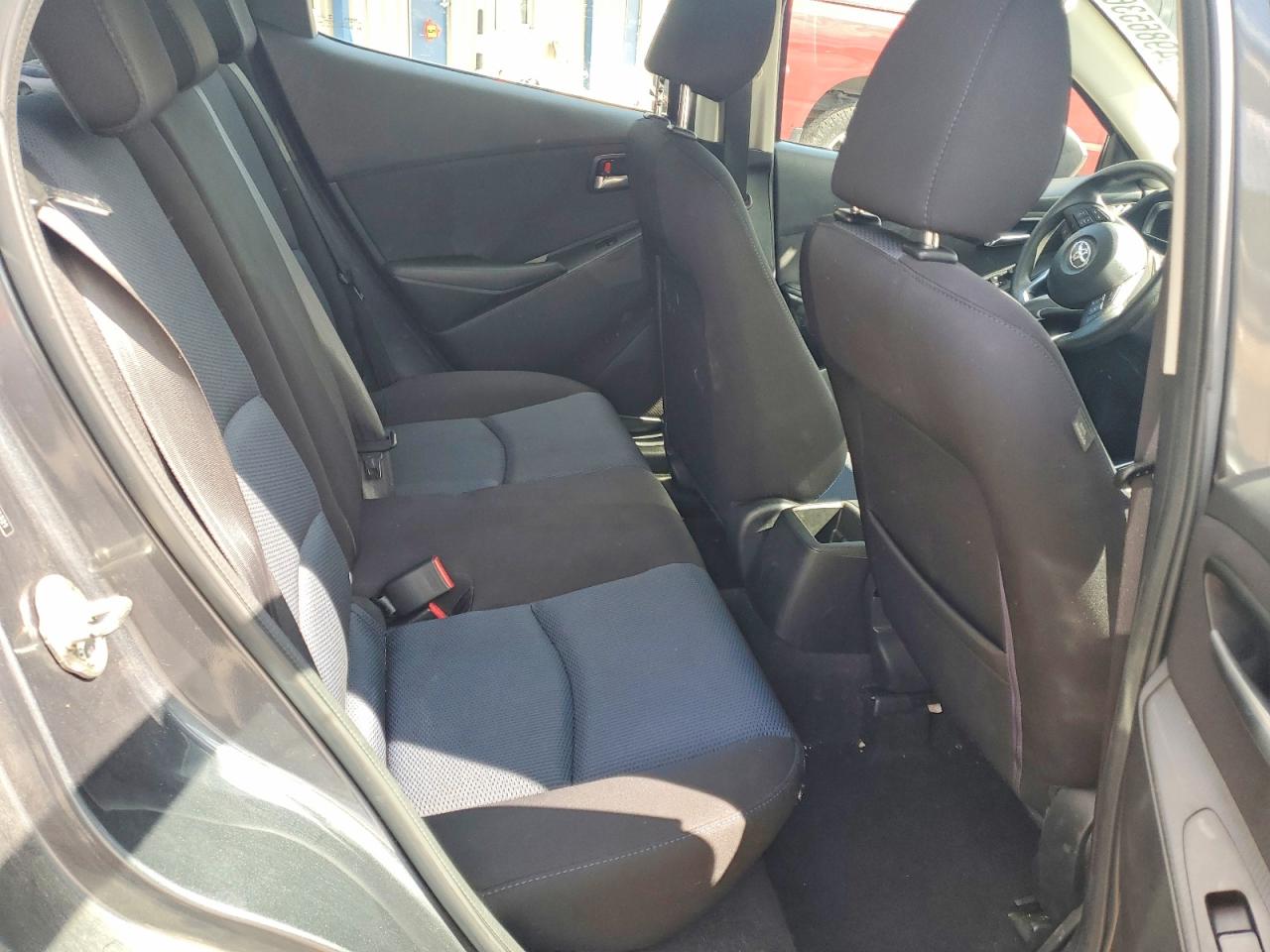 2017 Toyota Yaris Ia Base Gray vin: 3MYDLBYV4HY166321
