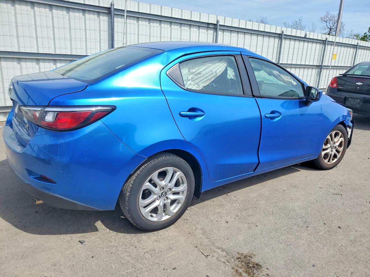 2017 Toyota Yaris Ia Base Blue vin: 3MYDLBYV4HY175424