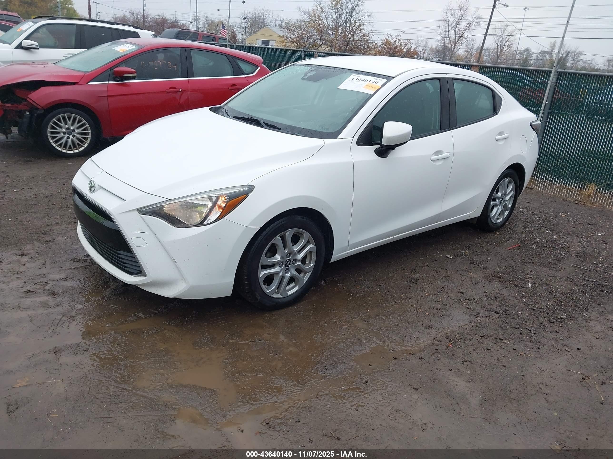 2018 Toyota Yaris Ia   White vin: 3MYDLBYV4JY300685