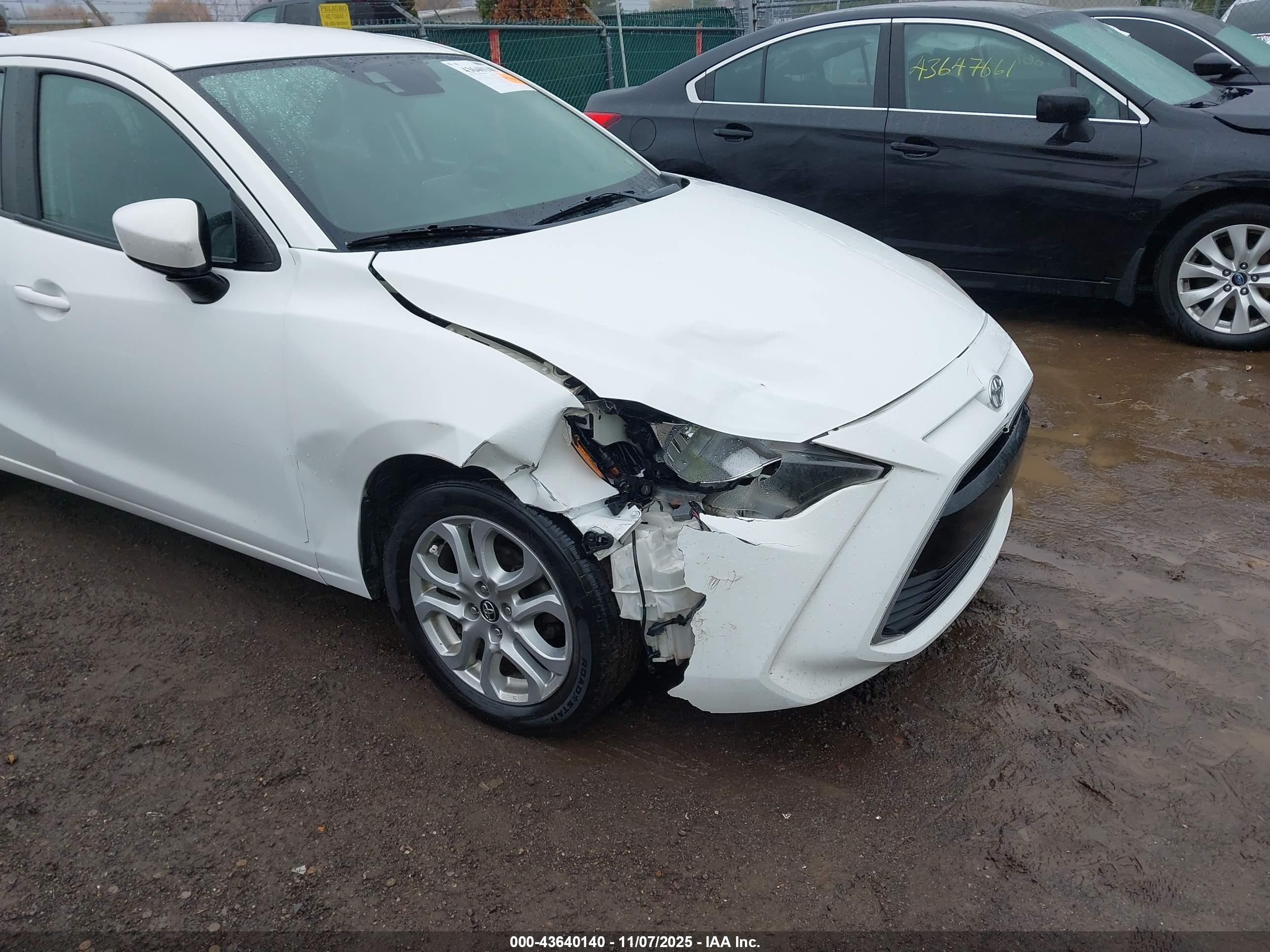 2018 Toyota Yaris Ia   White vin: 3MYDLBYV4JY300685