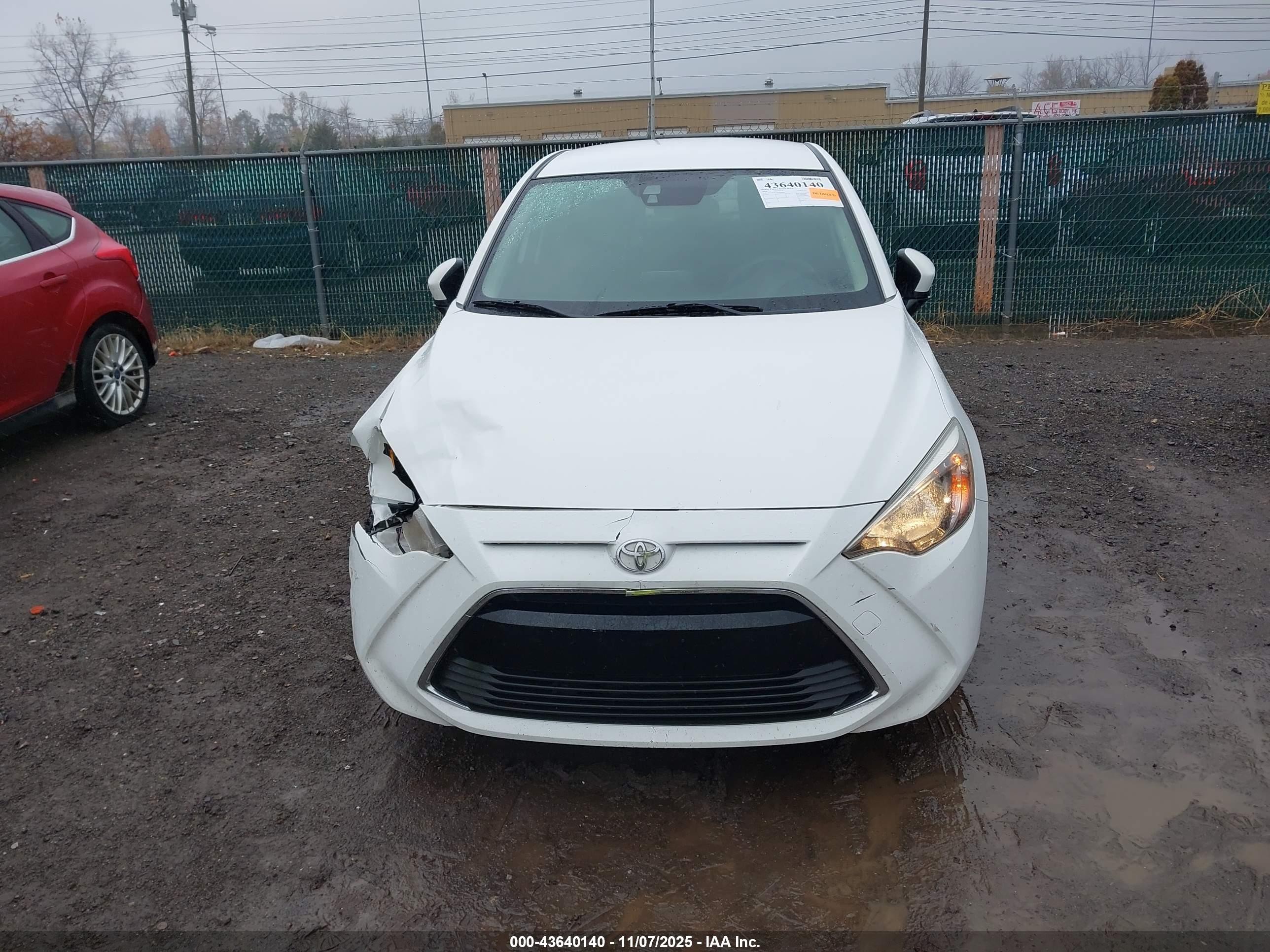 2018 Toyota Yaris Ia   White vin: 3MYDLBYV4JY300685