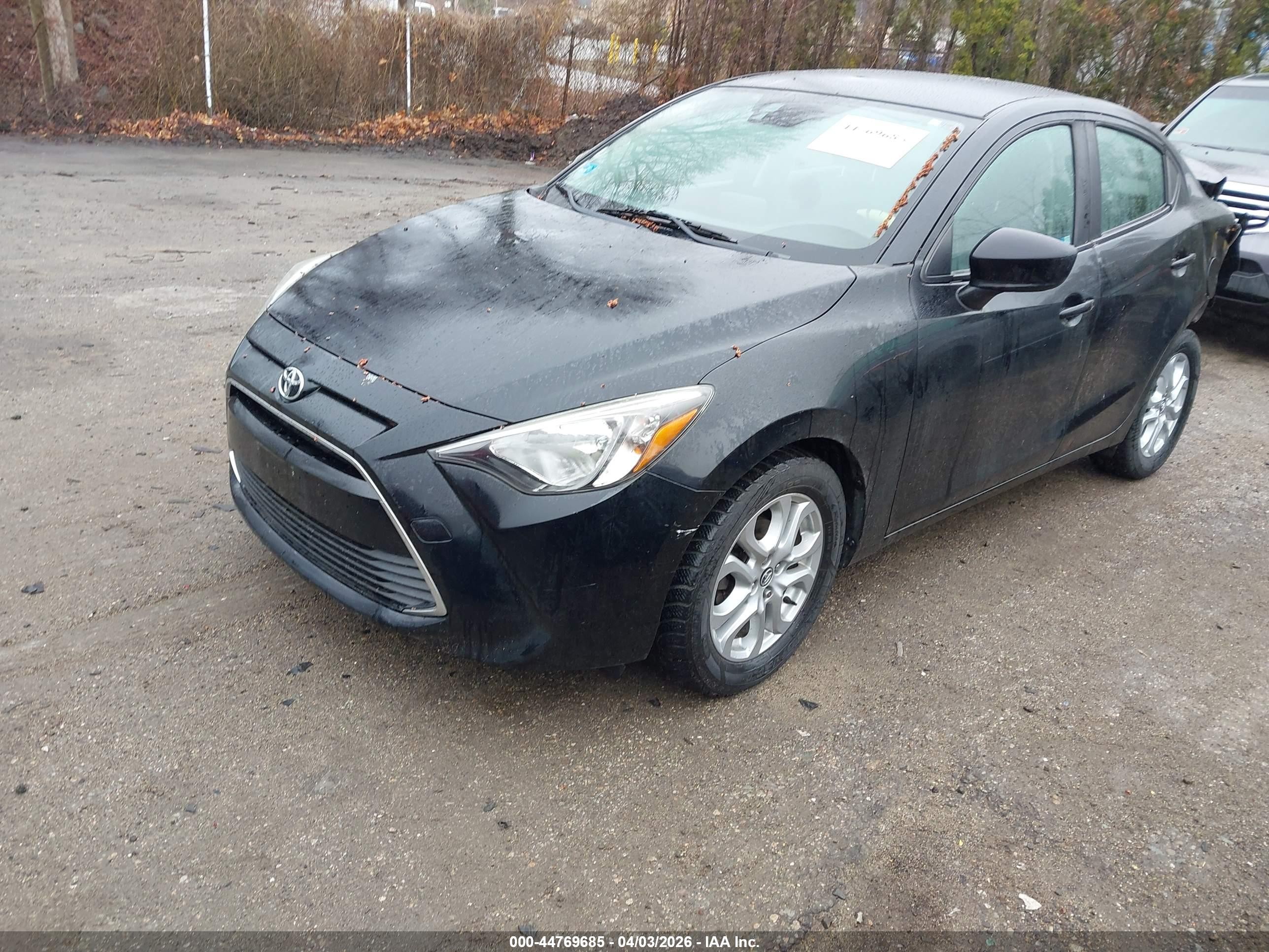 2018 Toyota Yaris Ia   Black vin: 3MYDLBYV4JY331239