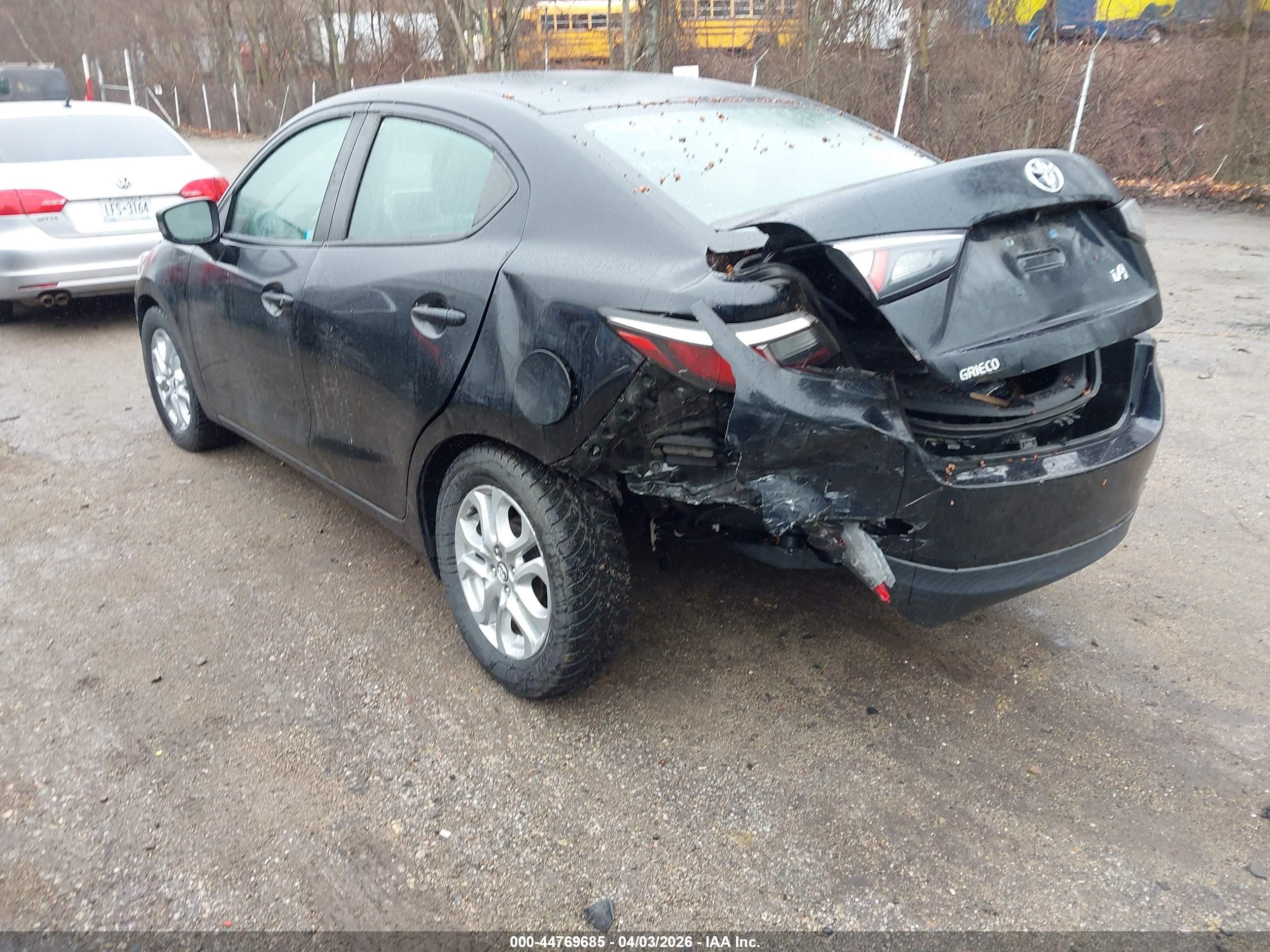 2018 Toyota Yaris Ia   Black vin: 3MYDLBYV4JY331239