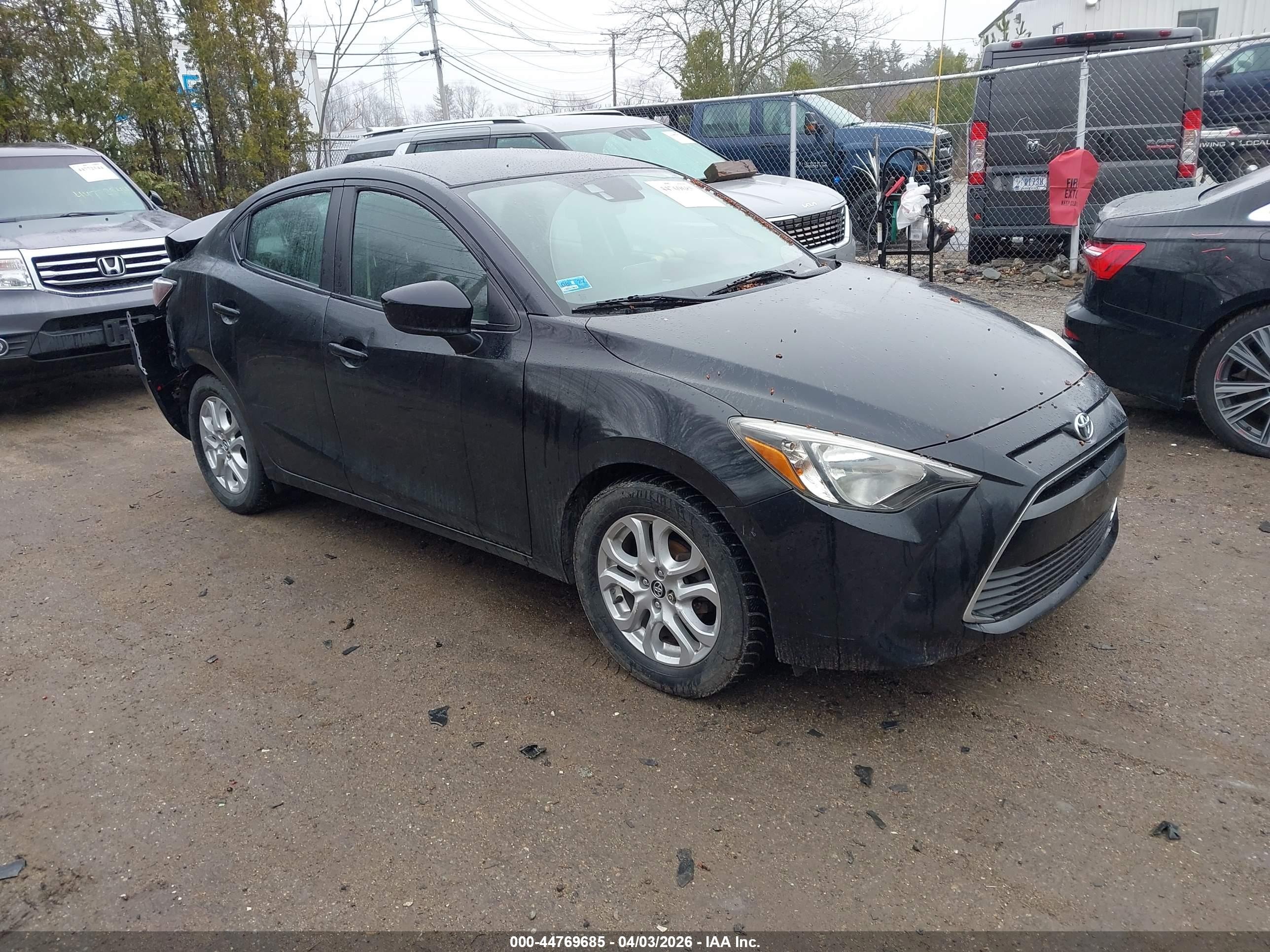 2018 Toyota Yaris Ia   Black vin: 3MYDLBYV4JY331239