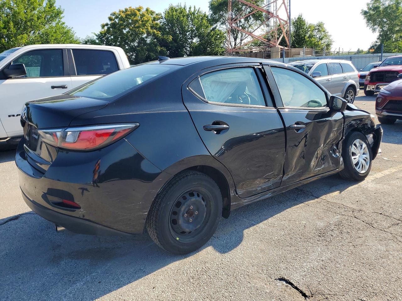 2020 Toyota Yaris L Black vin: 3MYDLBYV4LY716965