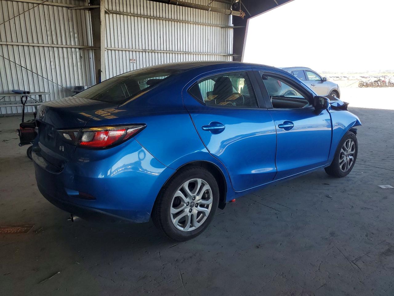 2017 Toyota Yaris Ia Base Blue vin: 3MYDLBYV7HY147715
