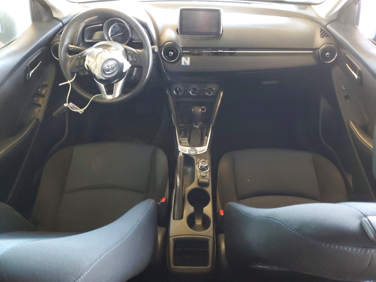 2017 Toyota Yaris Ia Base Blue vin: 3MYDLBYV7HY147715
