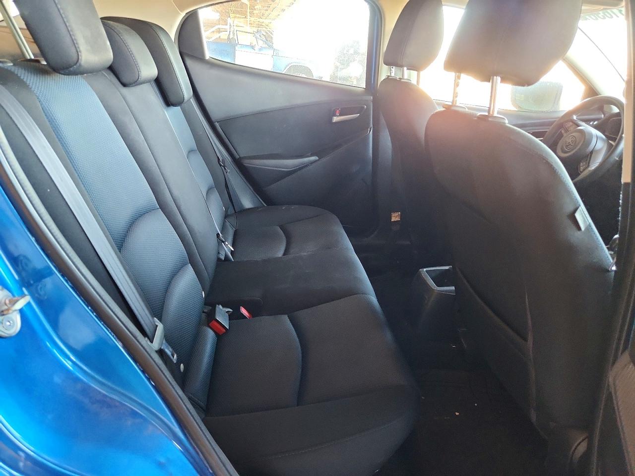 2019 Toyota Yaris Le Синий vin: 3MYDLBYV7KY521716