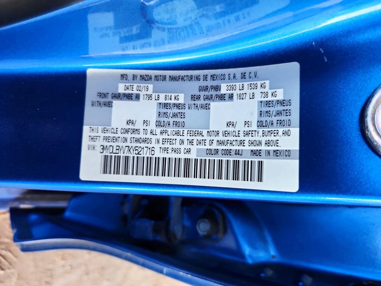 2019 Toyota Yaris Le Синий vin: 3MYDLBYV7KY521716