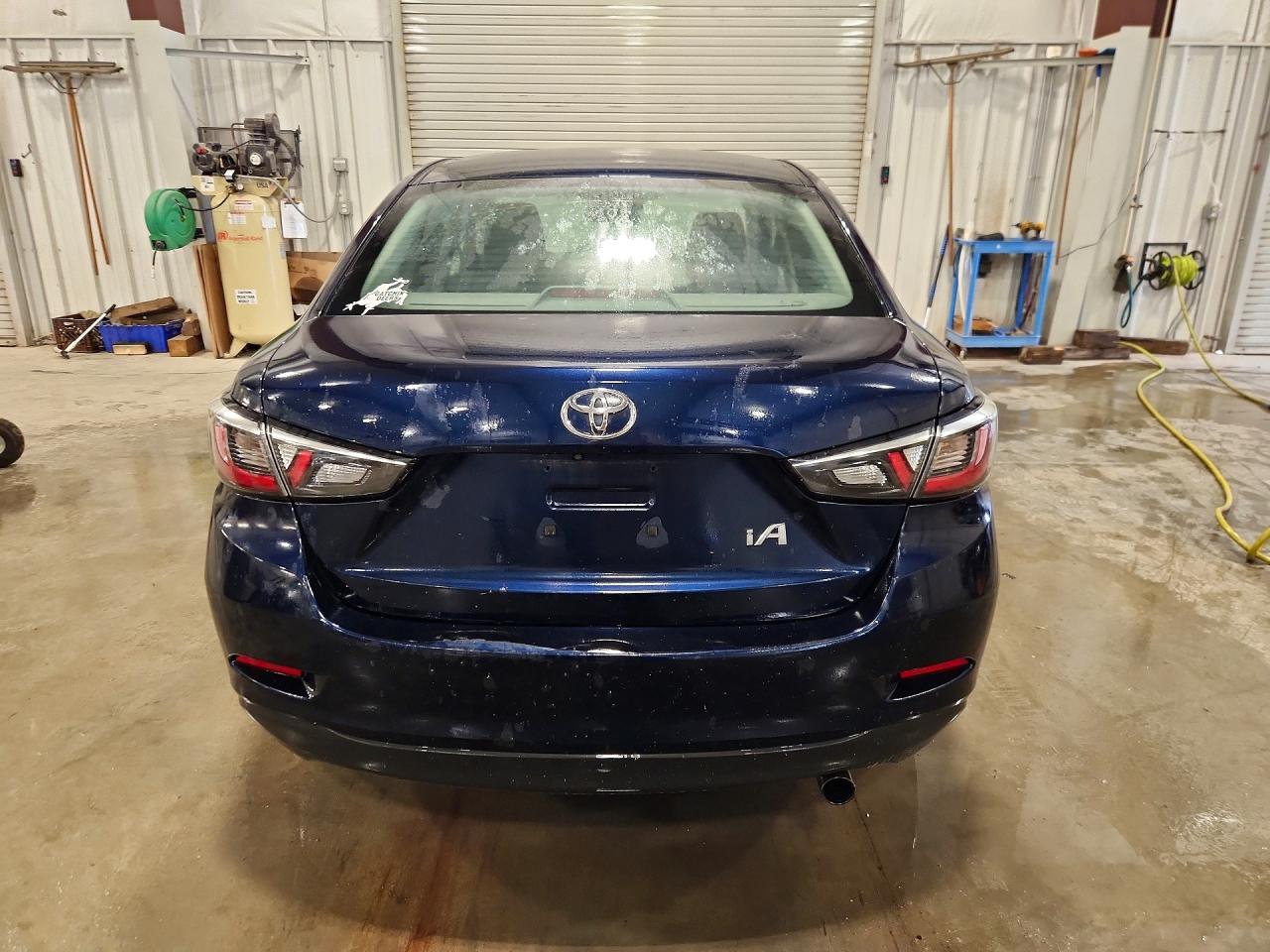 2017 Toyota Yaris Ia Base Blue vin: 3MYDLBYV8HY196048