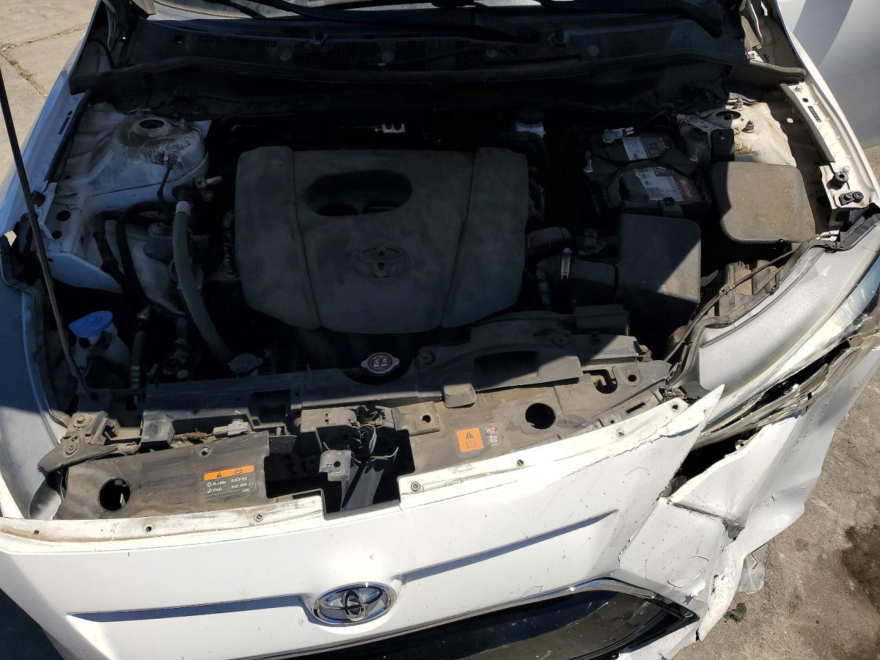 2018 Toyota Yaris Ia Base White vin: 3MYDLBYV9JY306207