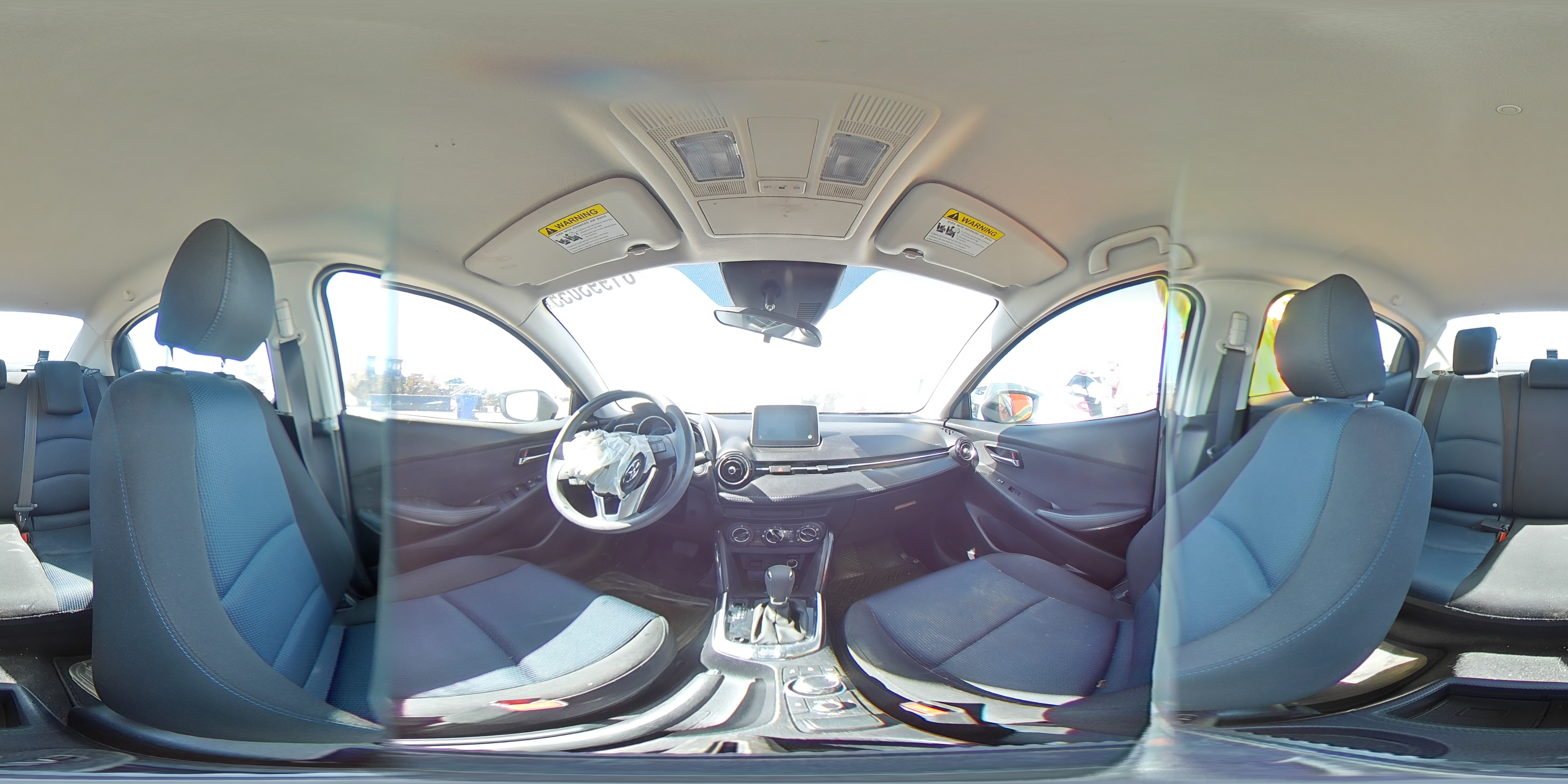 2018 Toyota Yaris Ia White vin: 3MYDLBYV9JY308393