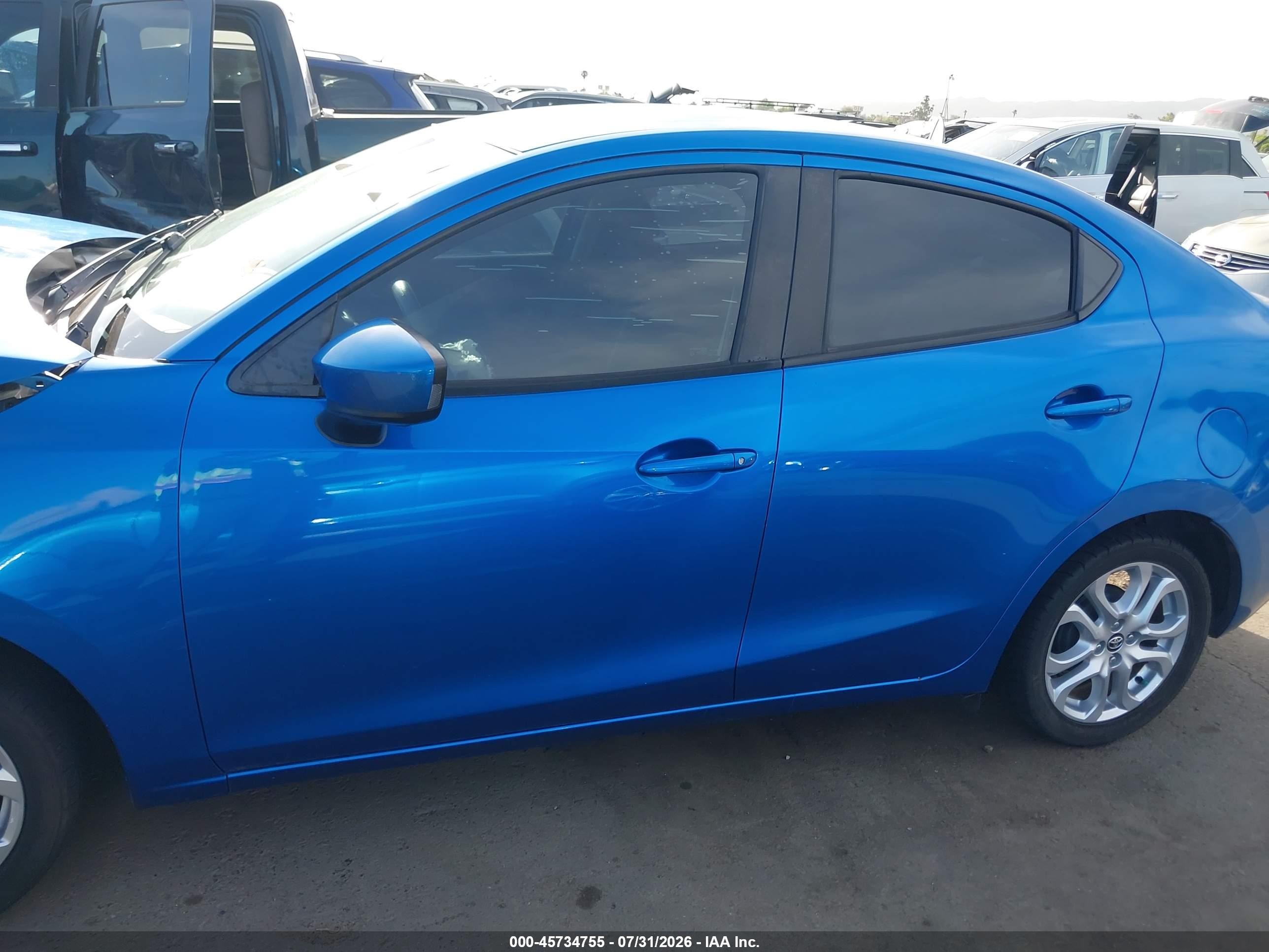 2018 Toyota Yaris Ia Blue vin: 3MYDLBYVXJY301128