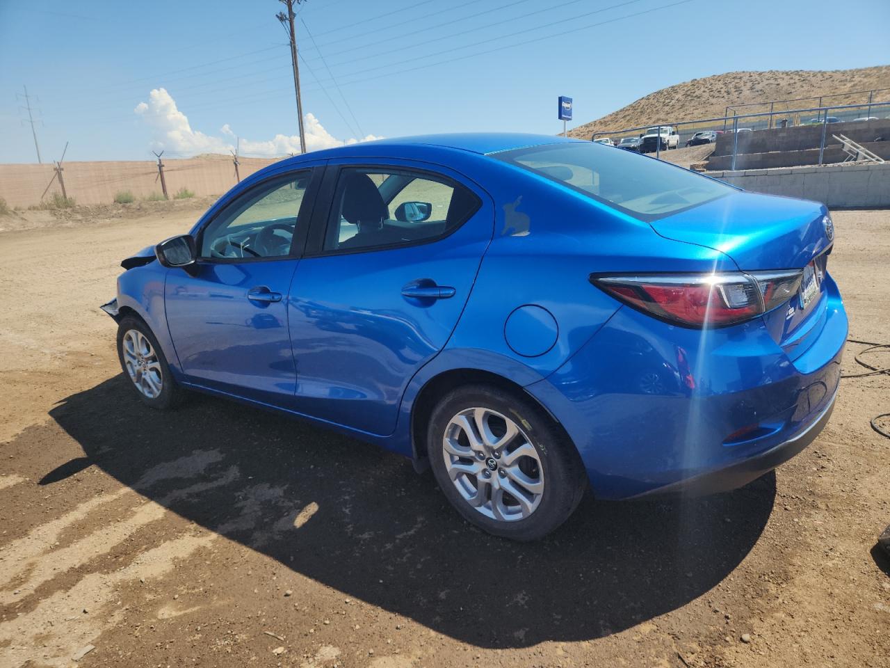 2018 Toyota Yaris Ia Blue vin: 3MYDLBYVXJY324876
