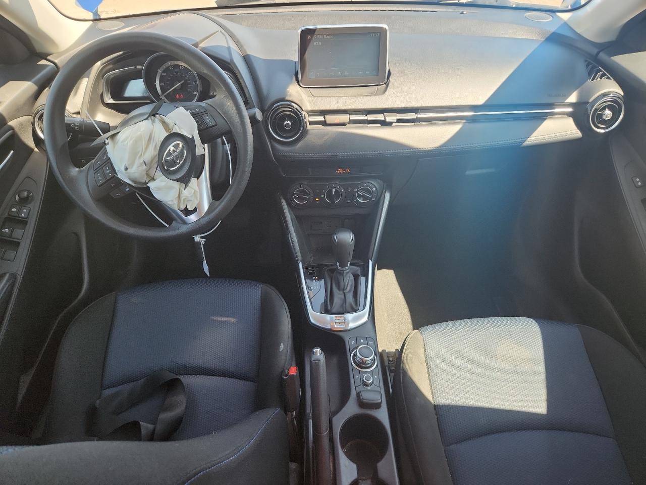 2018 Toyota Yaris Ia Blue vin: 3MYDLBYVXJY324876