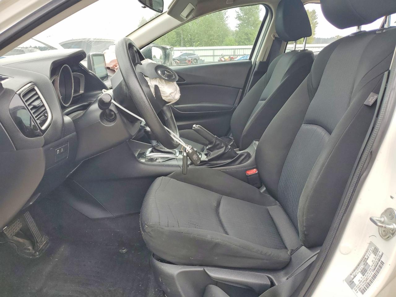 2015 Mazda 3 Sport Белый vin: 3MZBM1K70FM156037