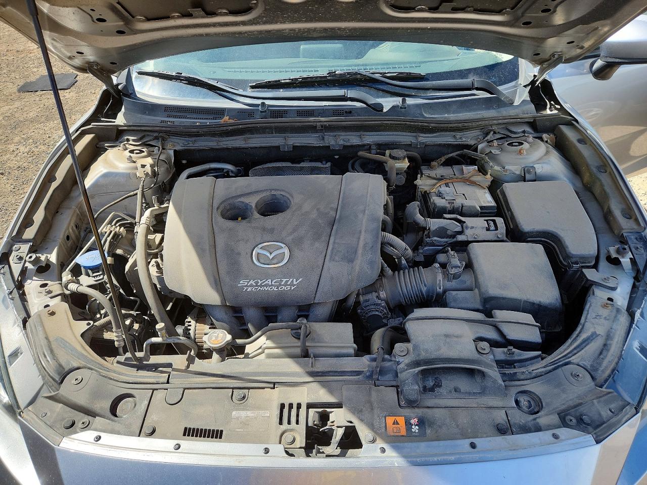 2015 Mazda 3 Sport Silver vin: 3MZBM1K70FM200988