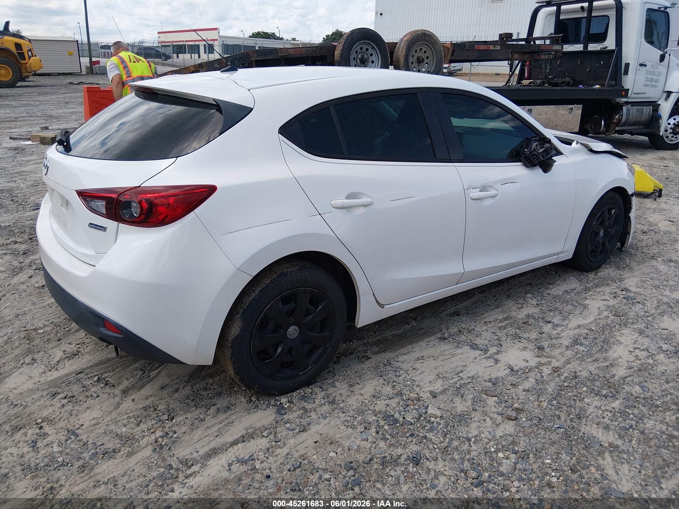 2015 Mazda Mazda3 I Sport Белый vin: 3MZBM1K72FM153317